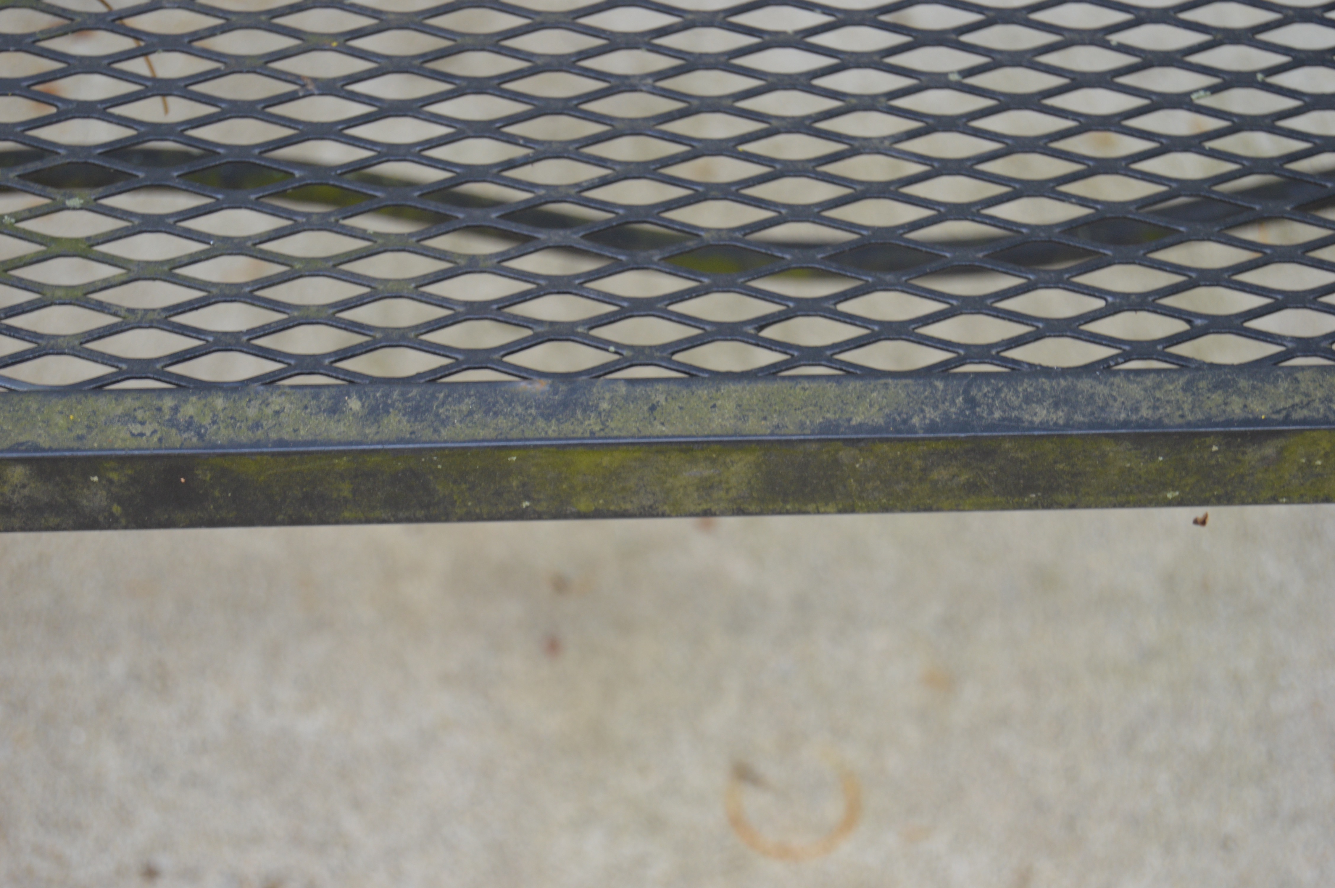 Metal Patio Chairs and Side Table