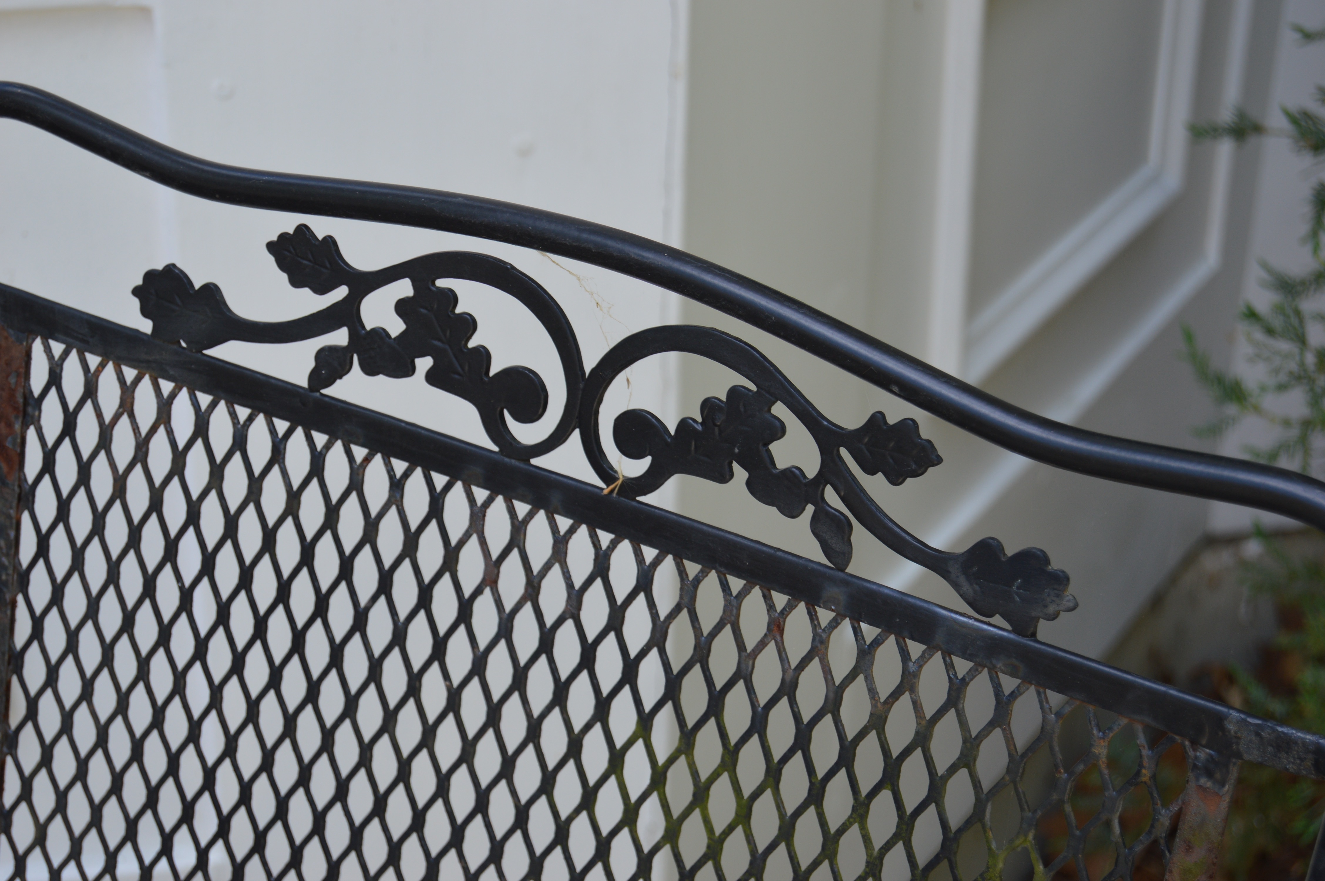 Metal Patio Chairs and Side Table