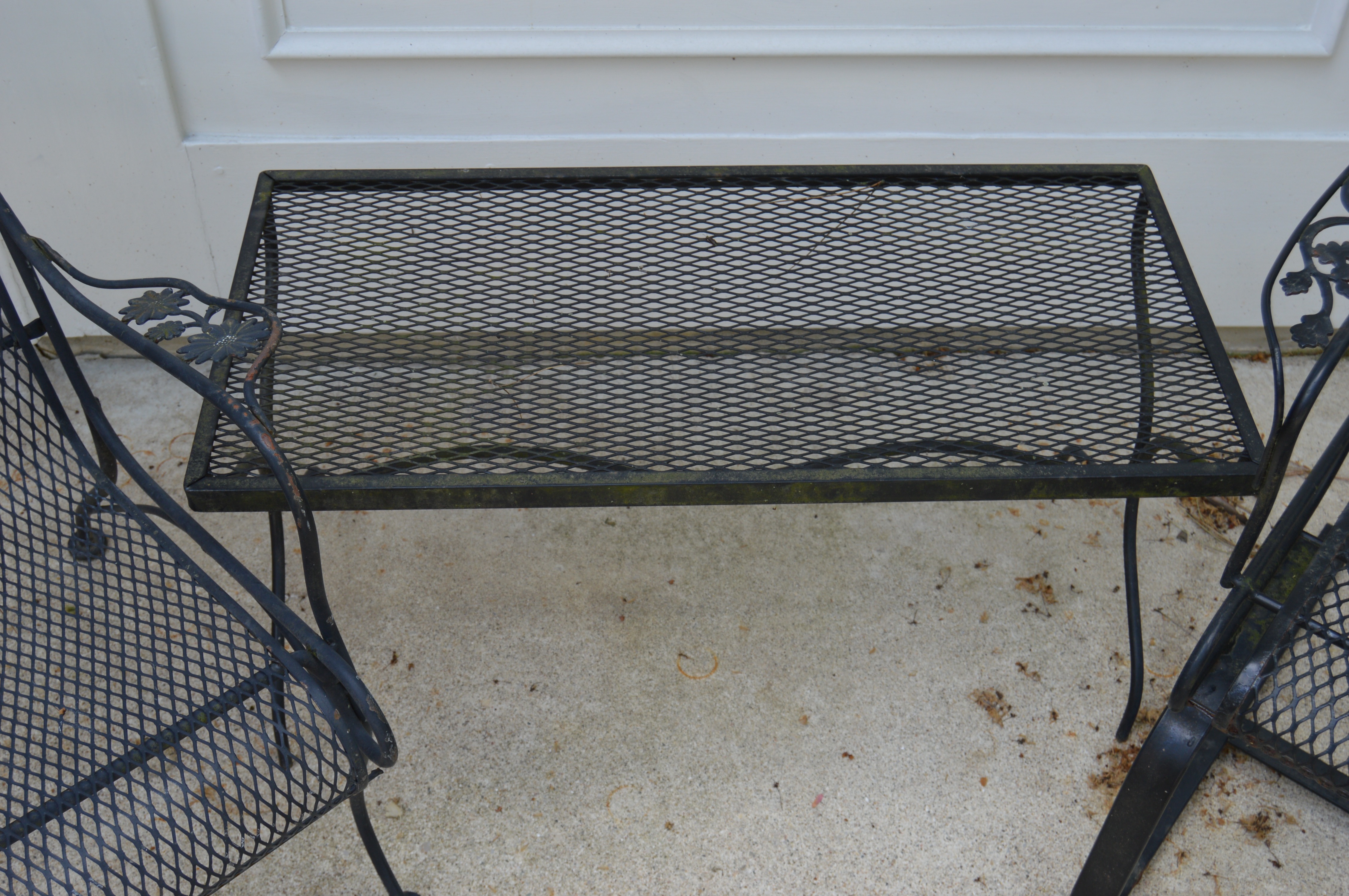 Metal Patio Chairs and Side Table