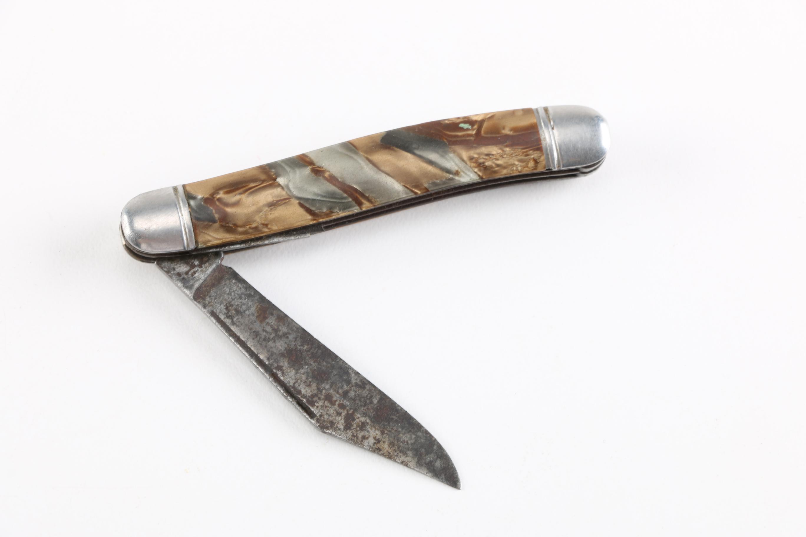 Utility Pocket Knives Featuring Winchester