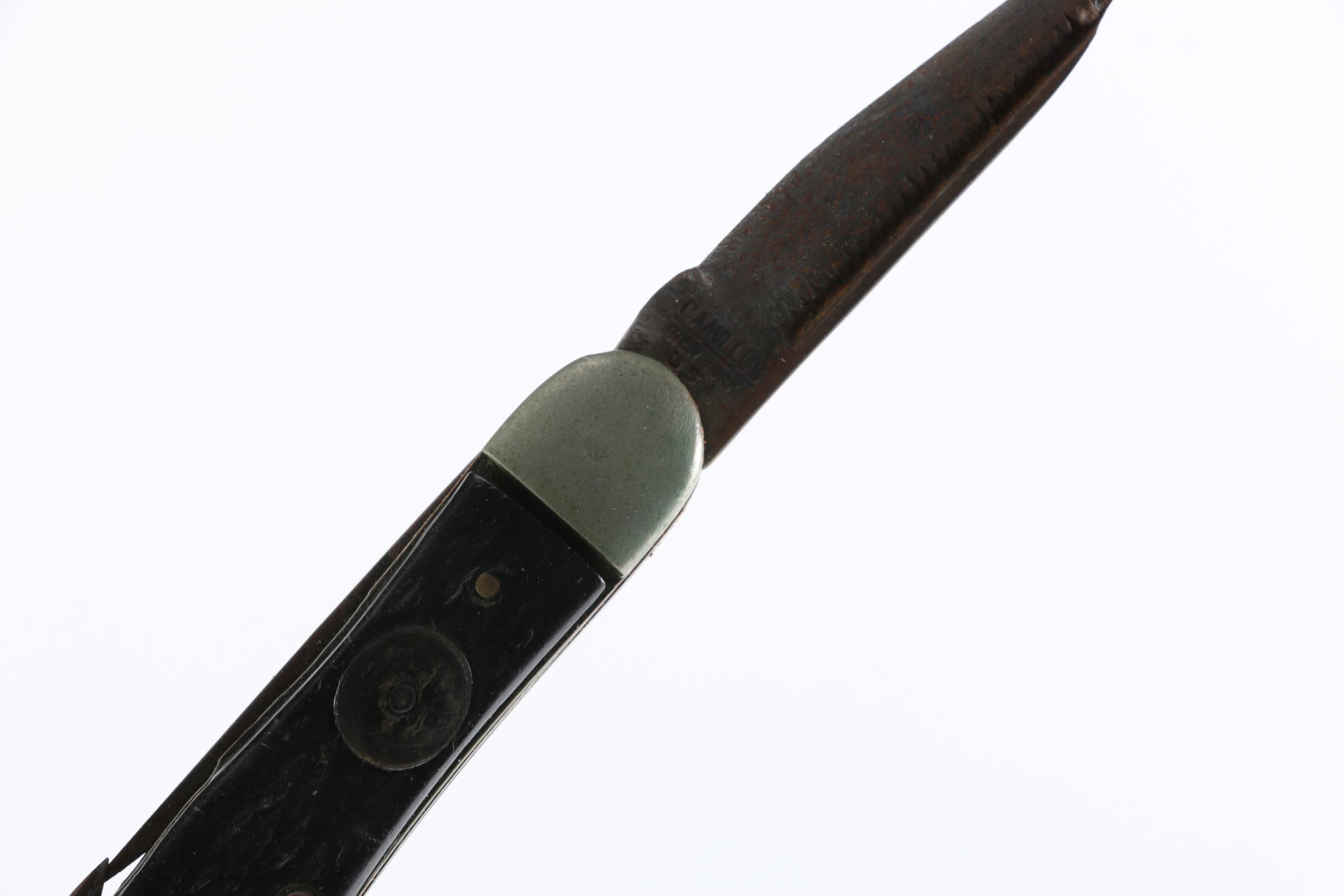 Utility Pocket Knives Featuring Winchester