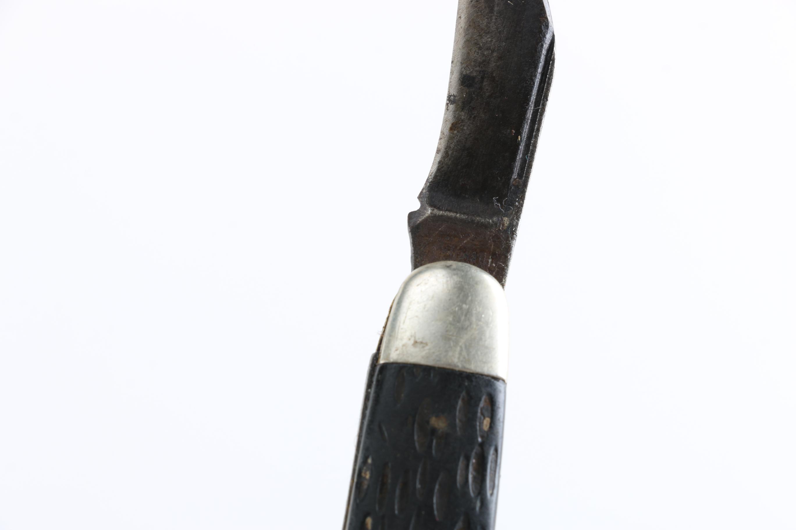 Utility Pocket Knives Featuring Winchester