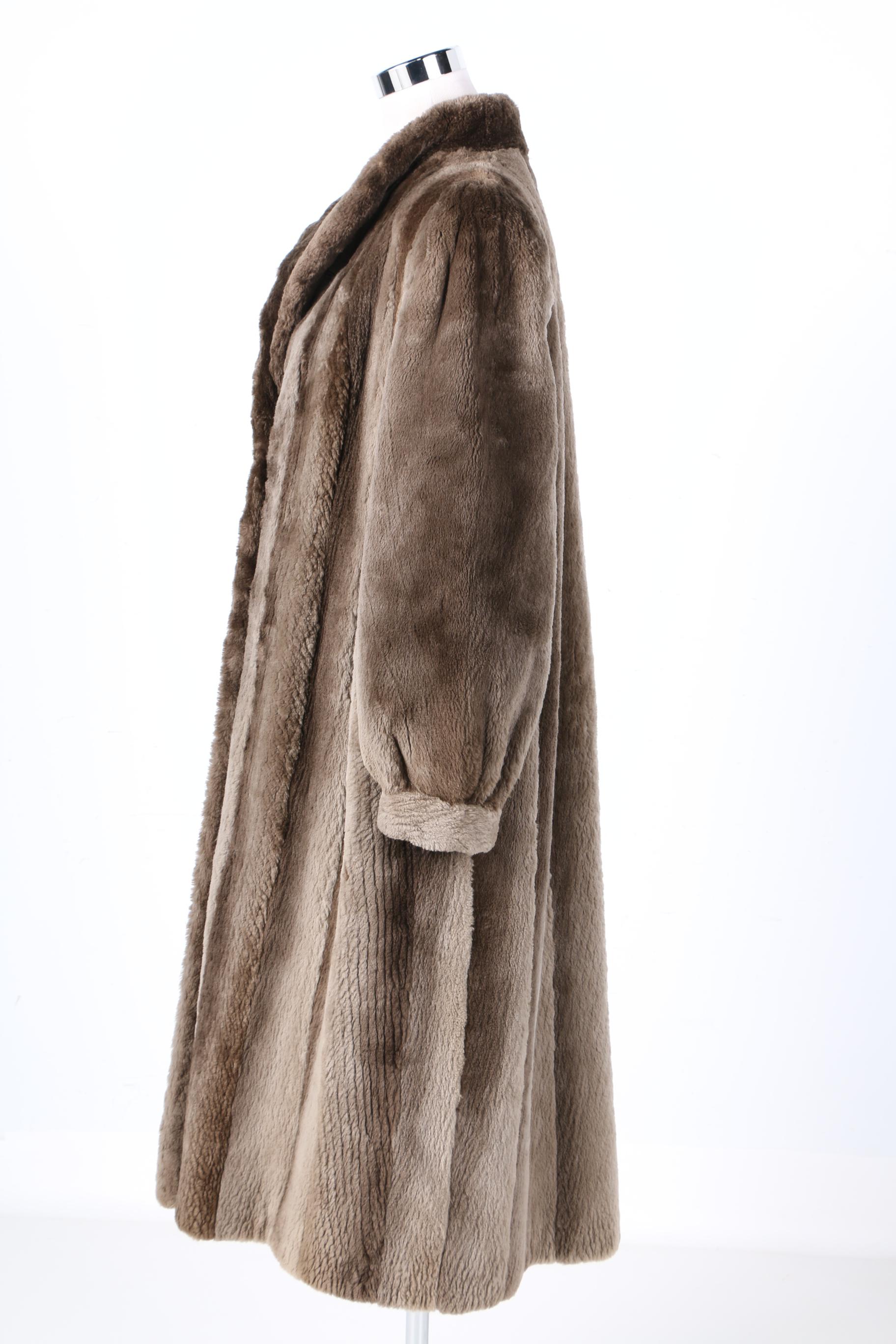 Traeger Furs Sheared Beaver Fur Coat