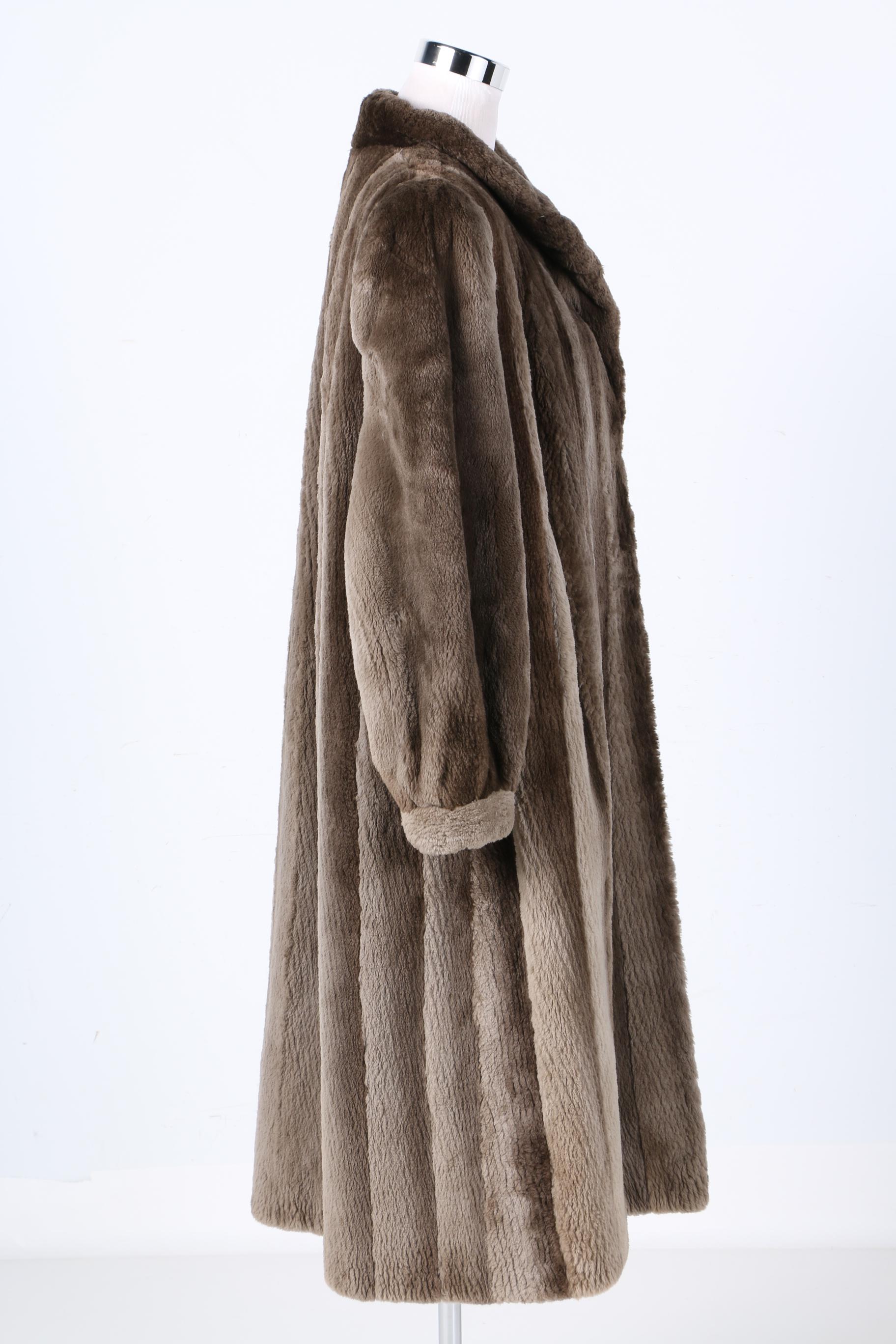 Traeger Furs Sheared Beaver Fur Coat