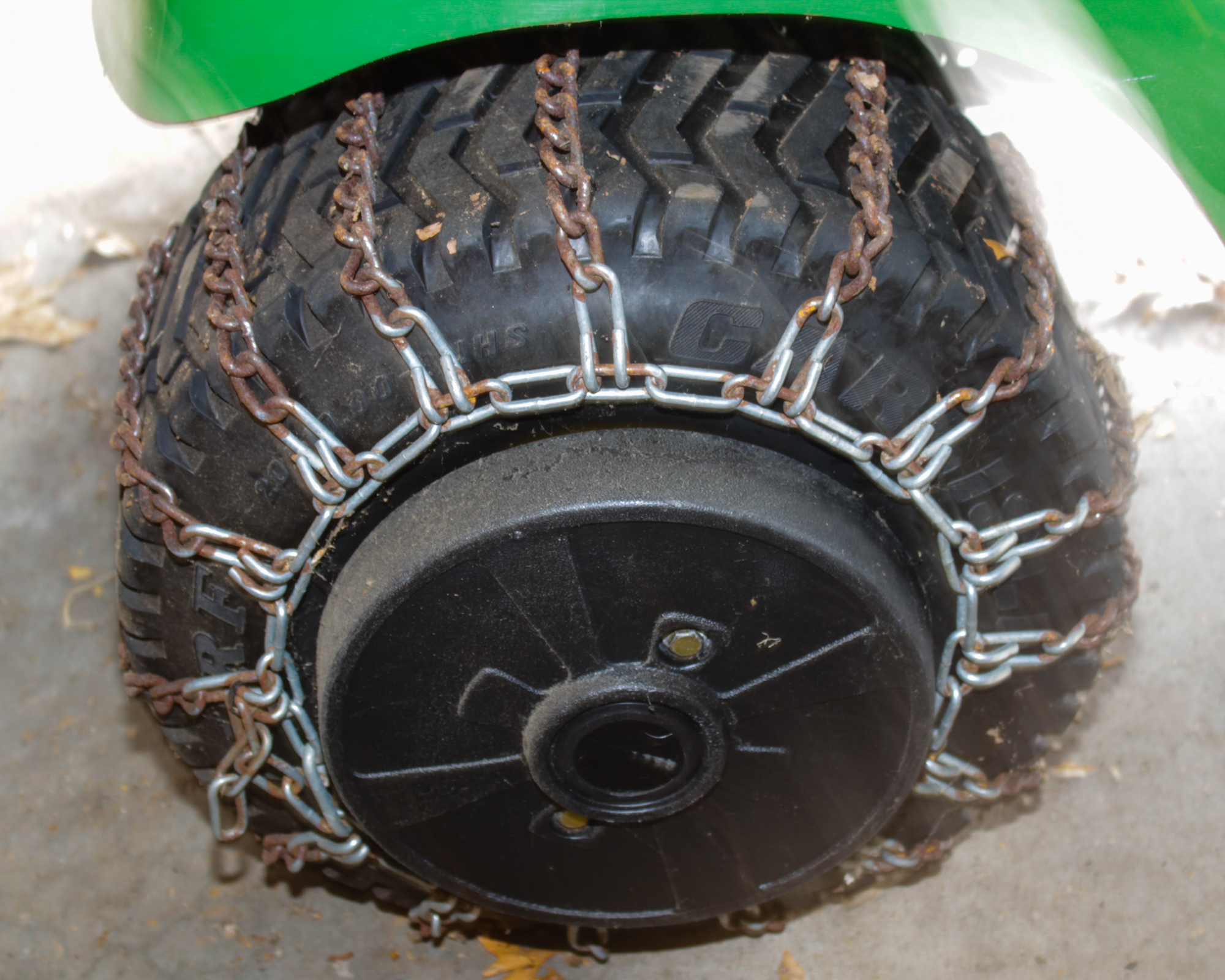 John Deere LT180 Lawn Tractor and Accessories