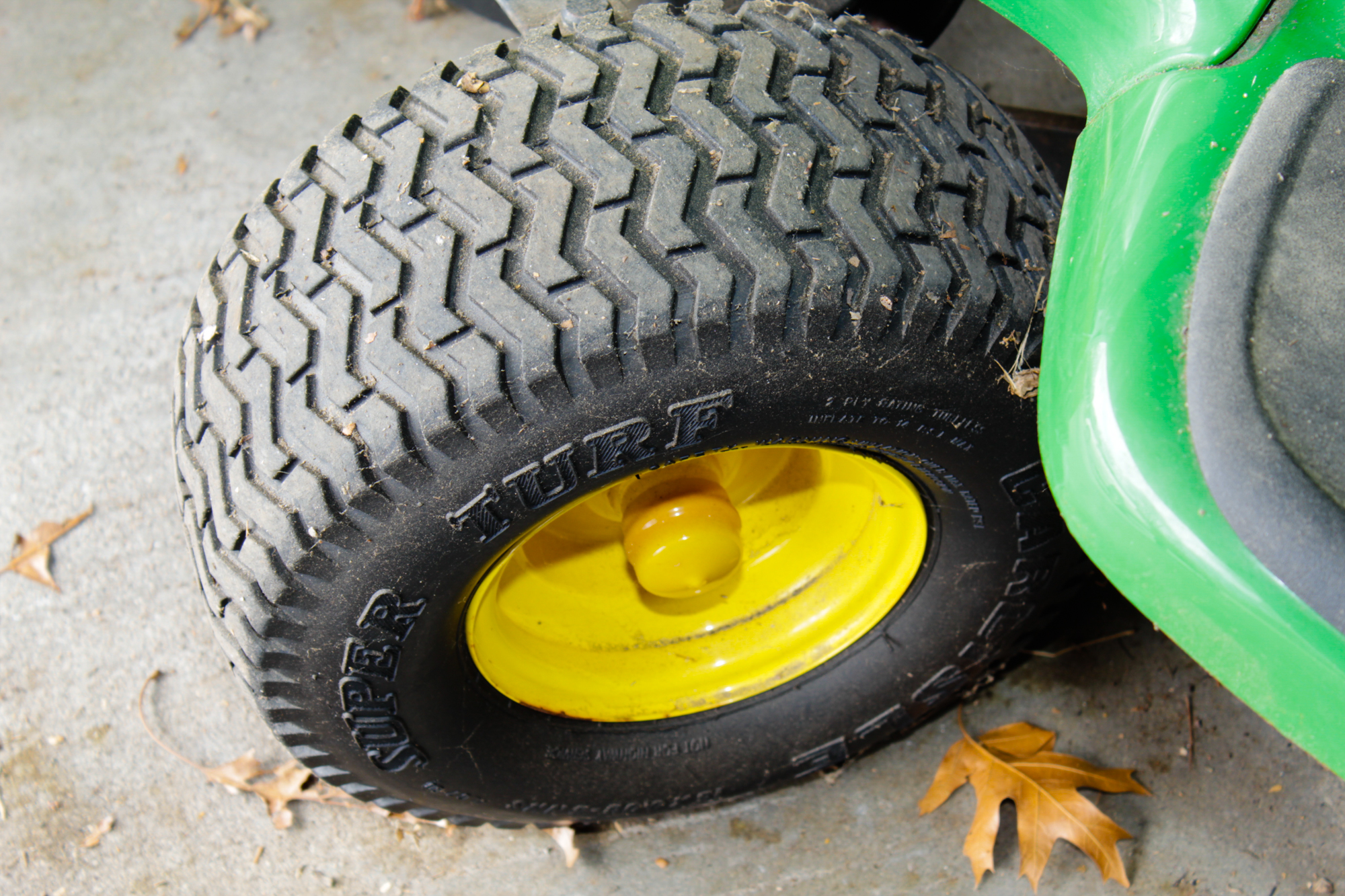 John Deere LT180 Lawn Tractor and Accessories