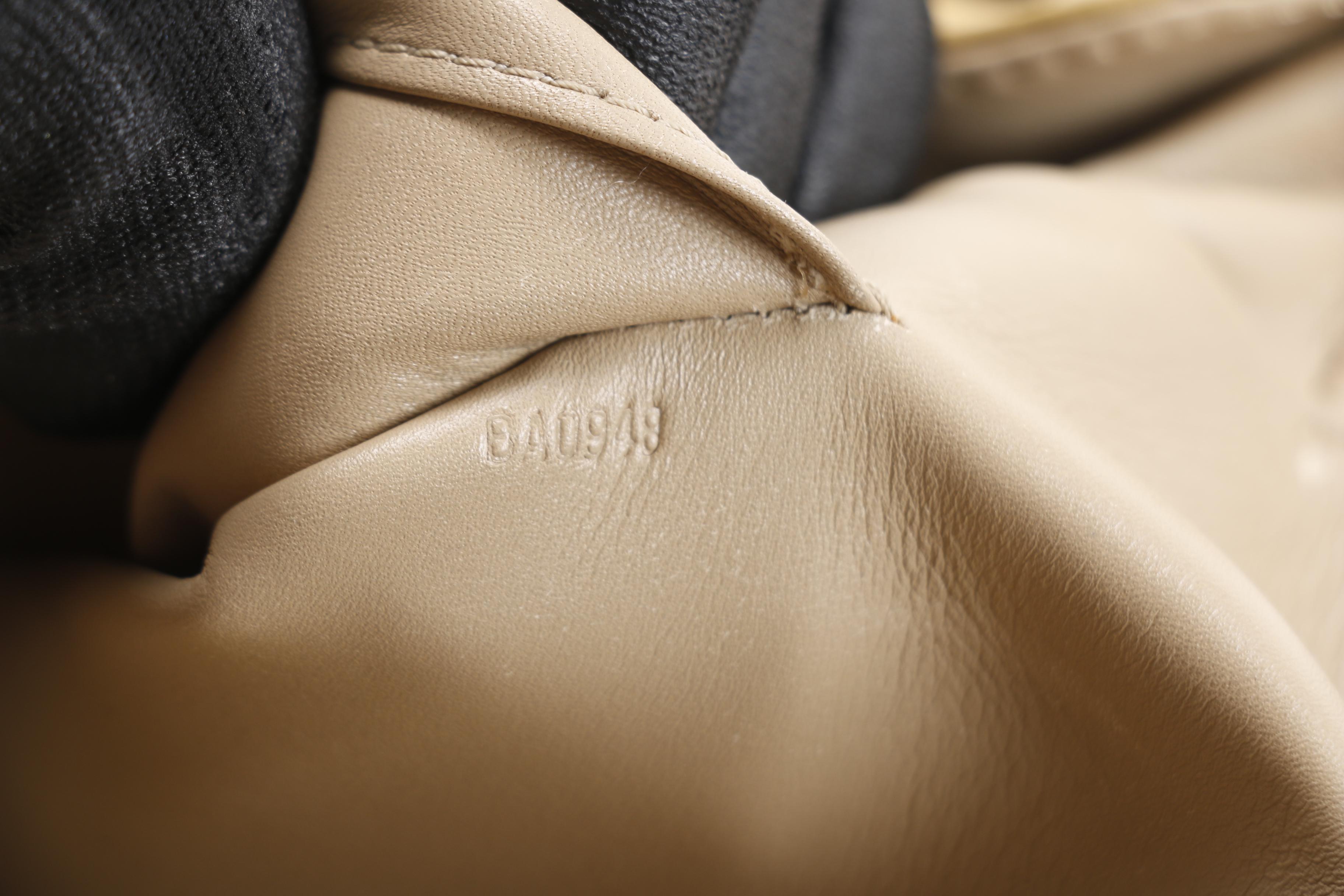 Louis Vuitton Vernis Thompson Street Handbag