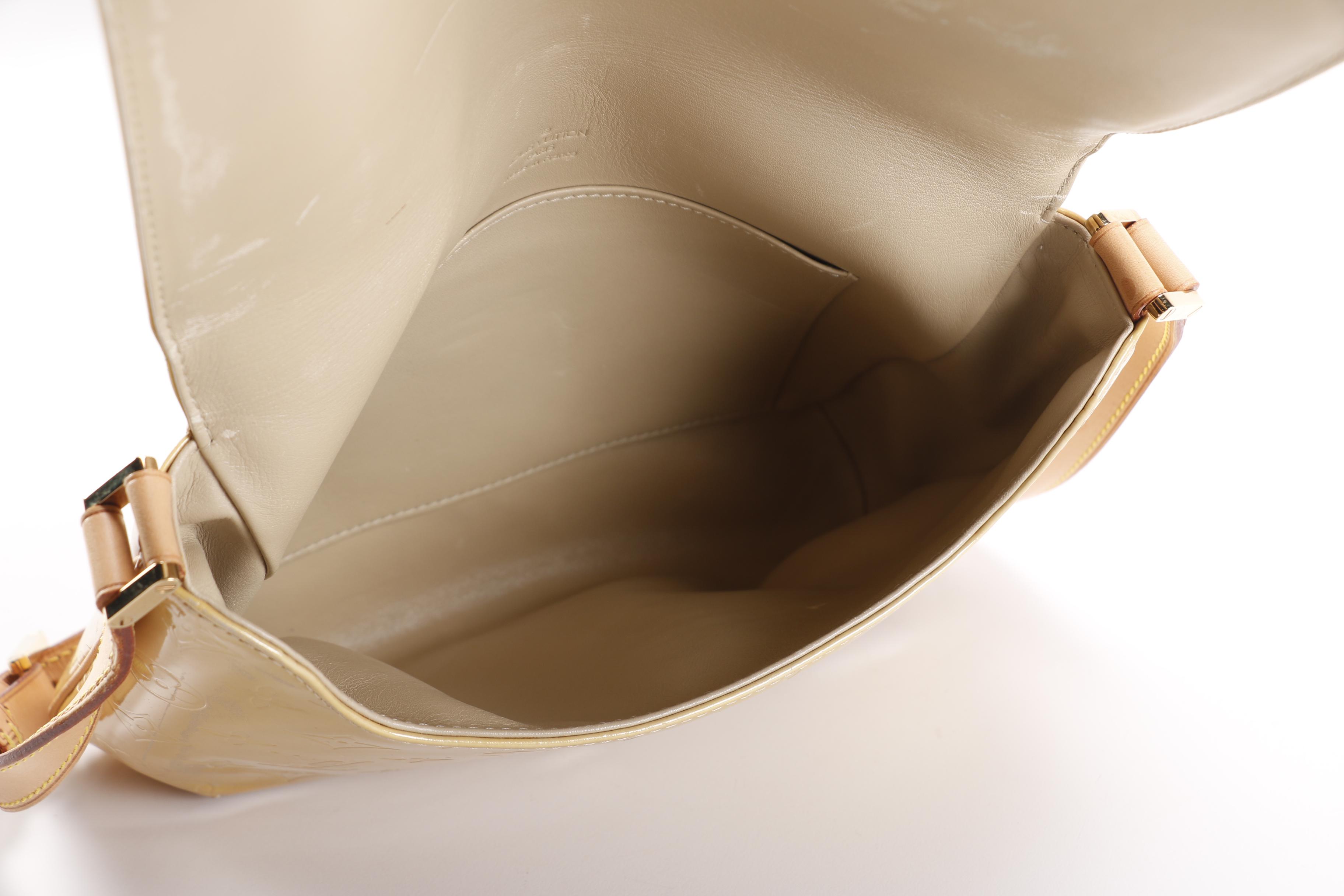 Louis Vuitton Vernis Thompson Street Handbag