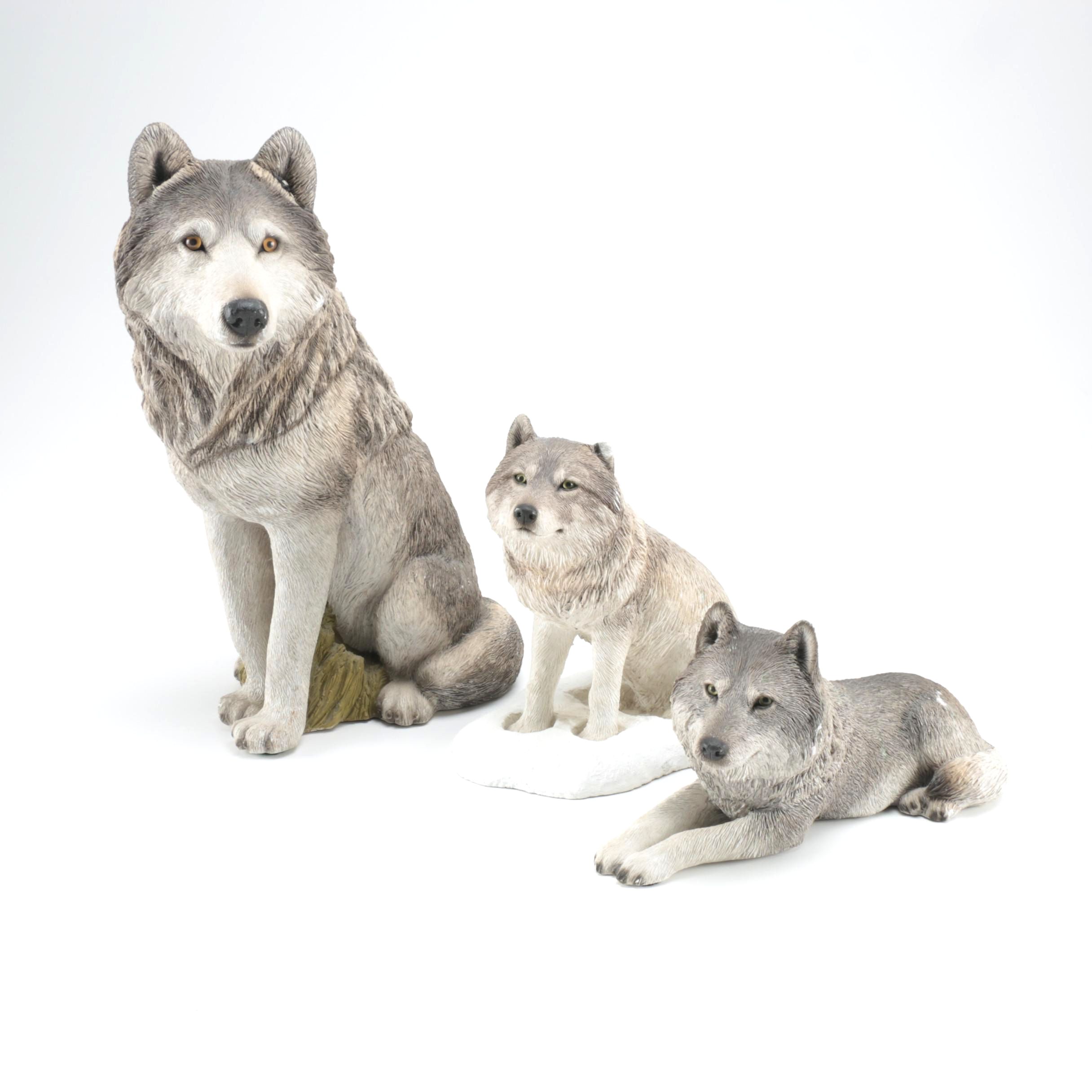 Hand-Painted Sandicast Wolf Figurines