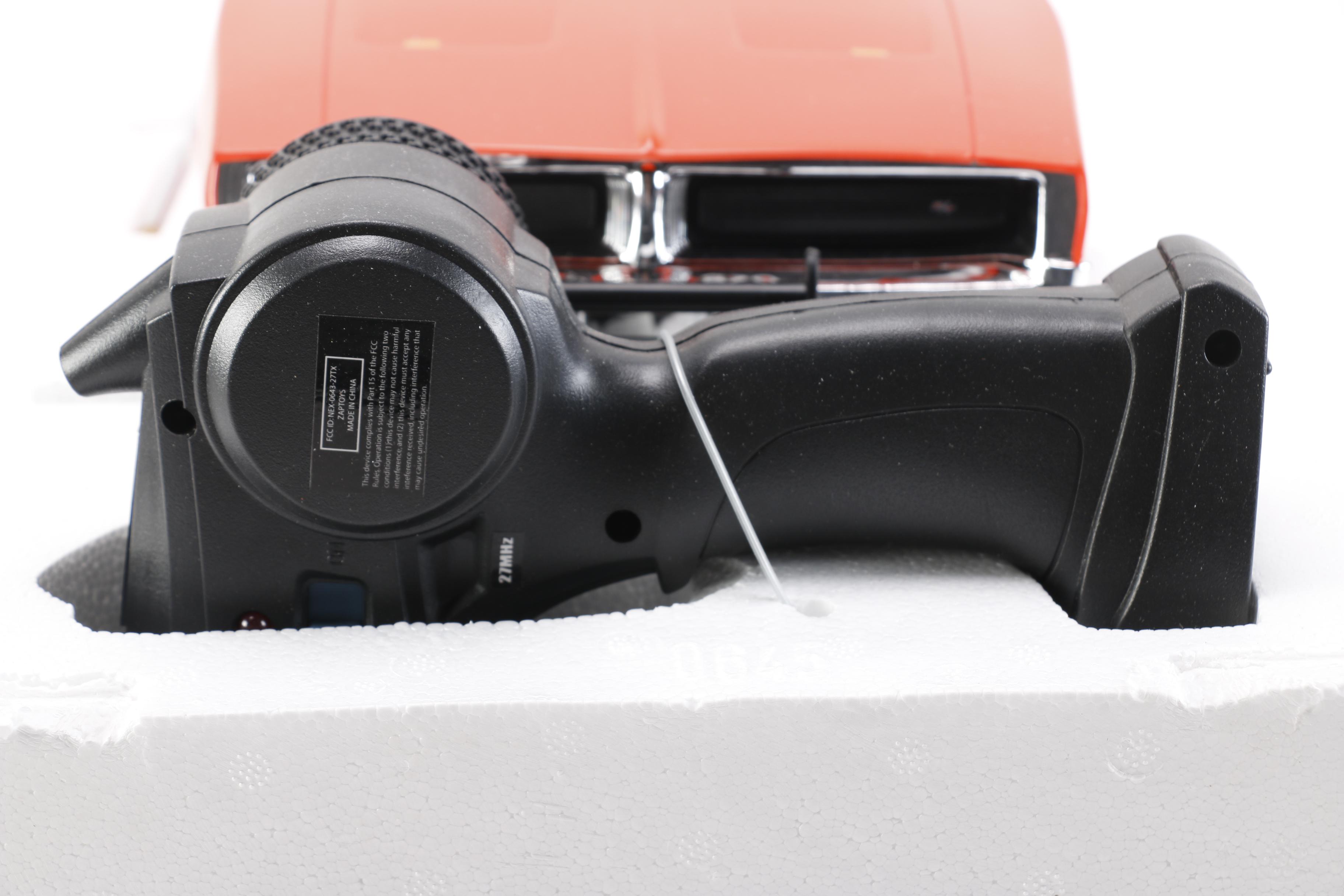 General Lee "Dukes of Hazard" Die-Cast Remote Control Car