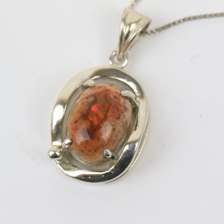 950 Silver and Boulder Opal Pendant Necklace