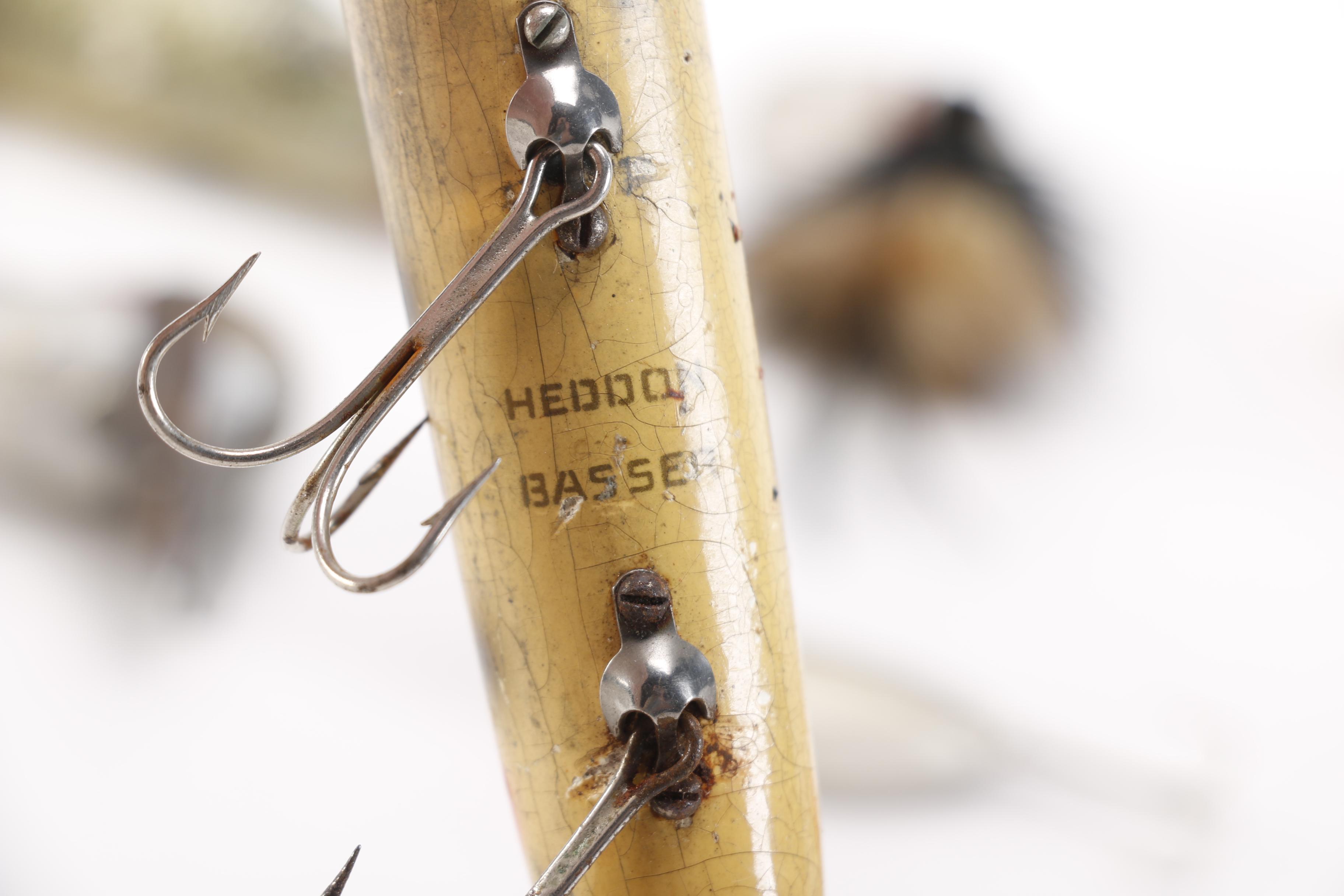 Vintage Fishing Lures Including Hildebrandt and Hesson