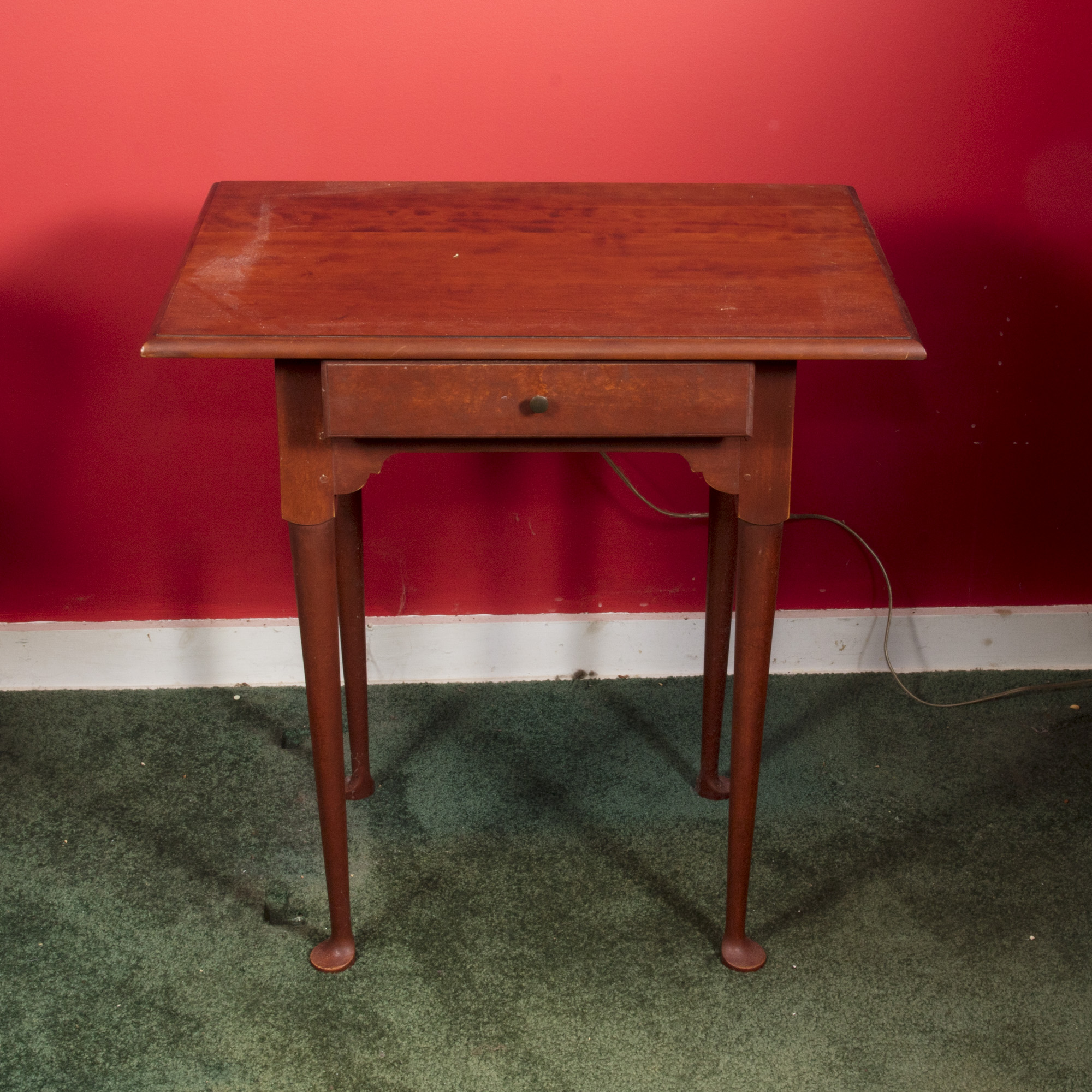 Queen Anne Style Side Table