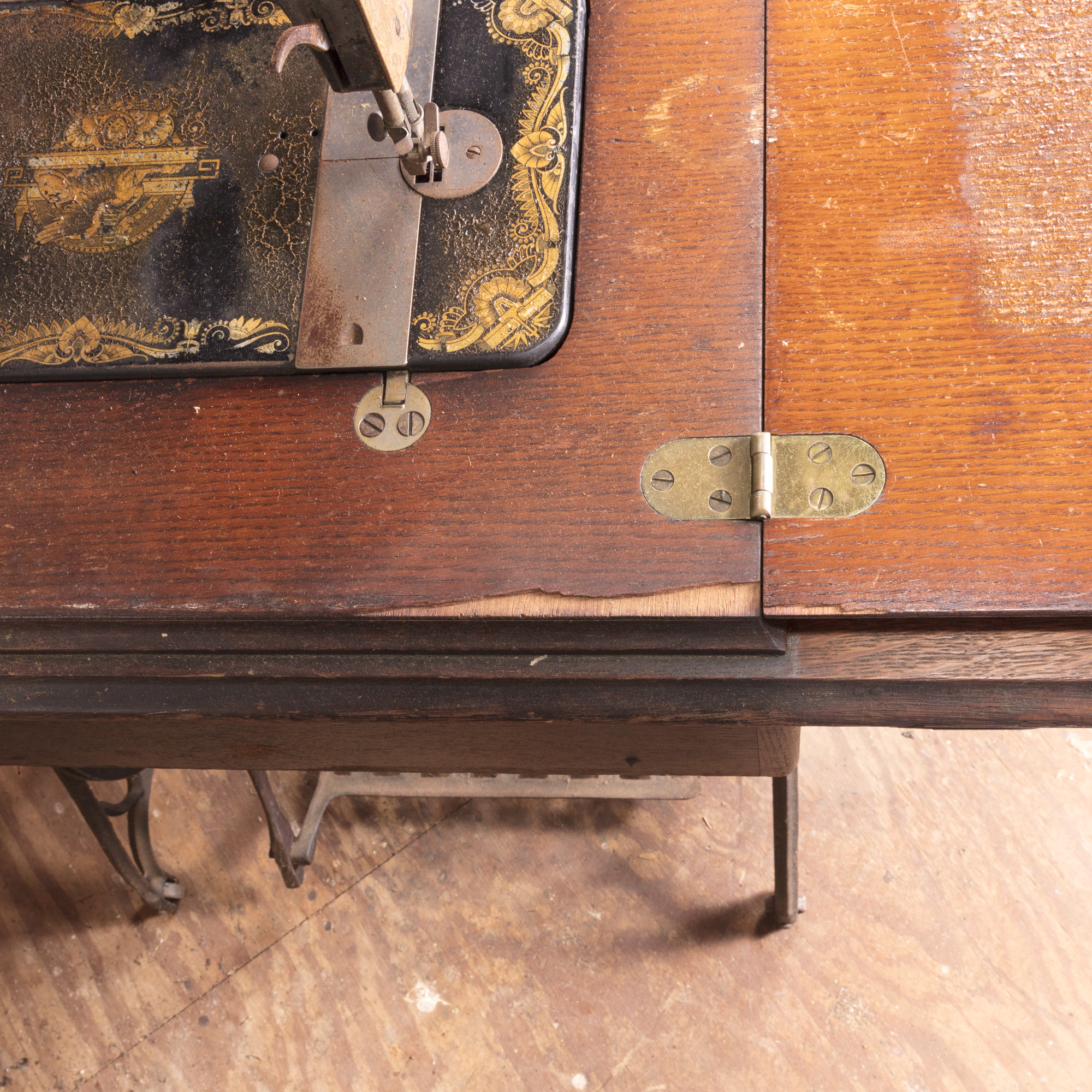 Antique Singer Sewing Machine and Oak Cabinet