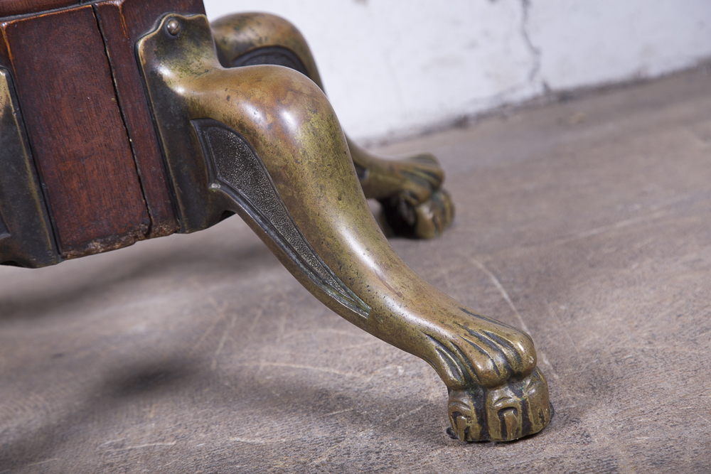 White Marble Top Table