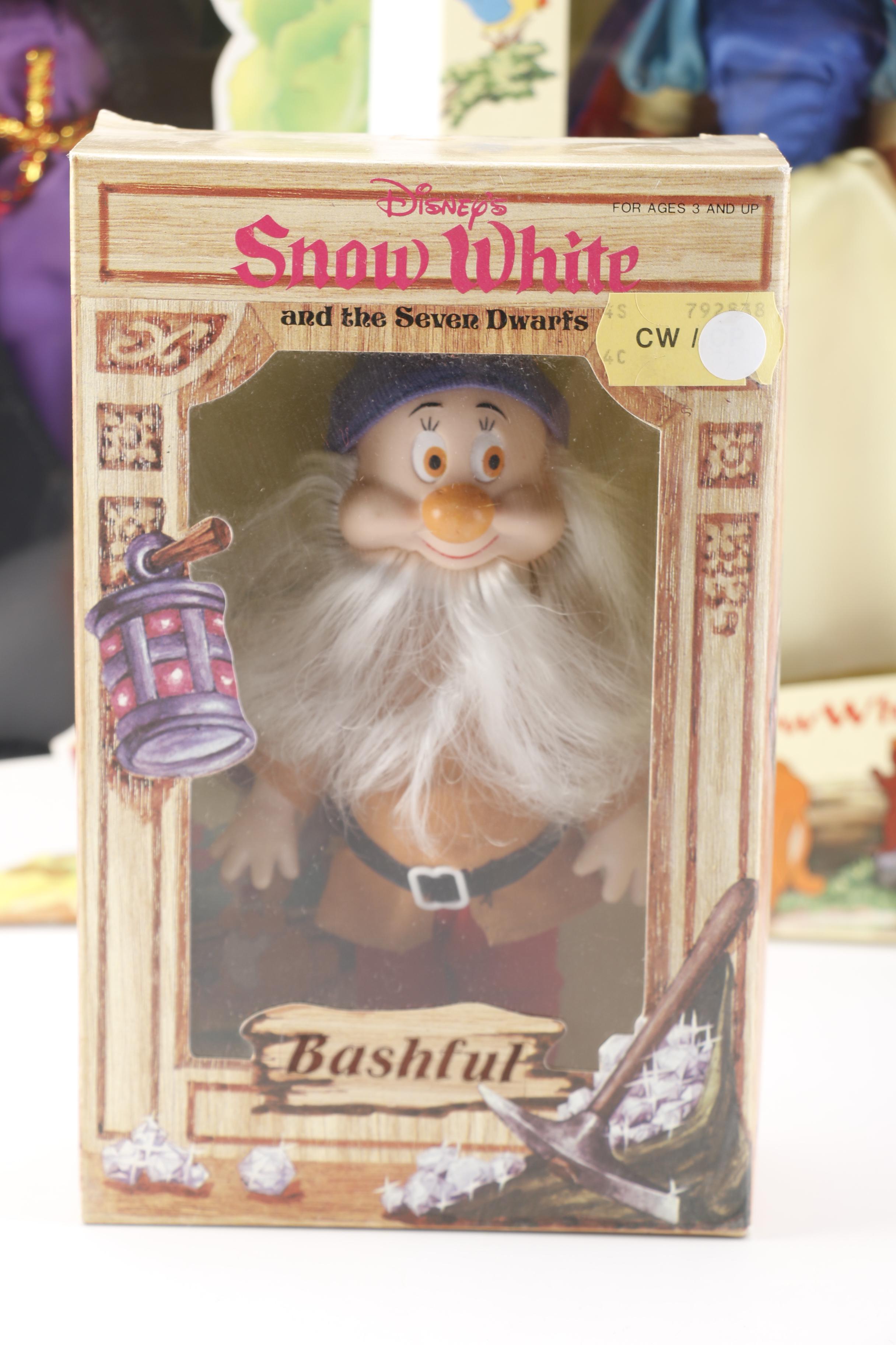 1990 Bikin Disney "Snow White and the Seven Dwarfs" Doll Collection