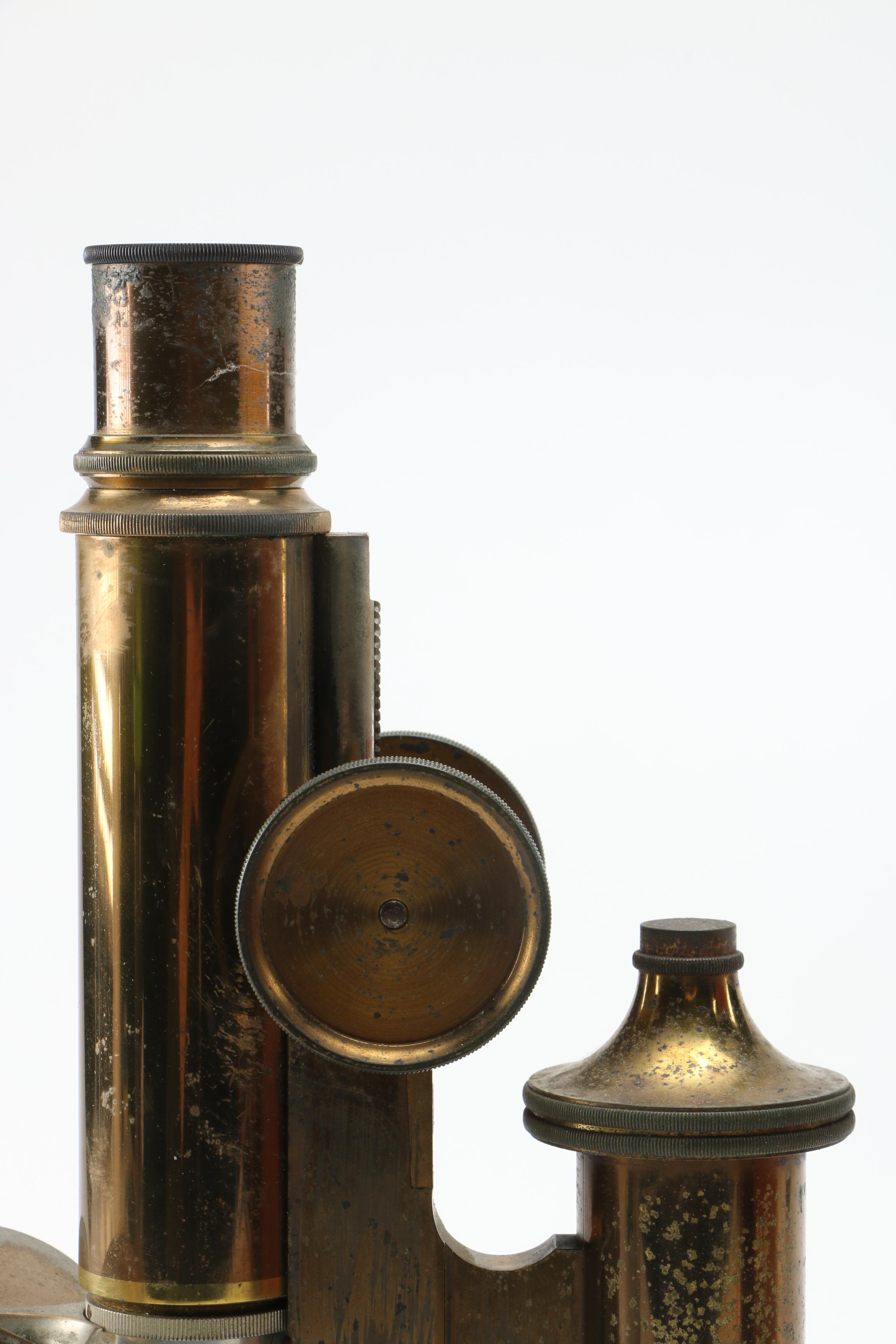 1893 Ernst Leitz Wetzlar Microscope and Case