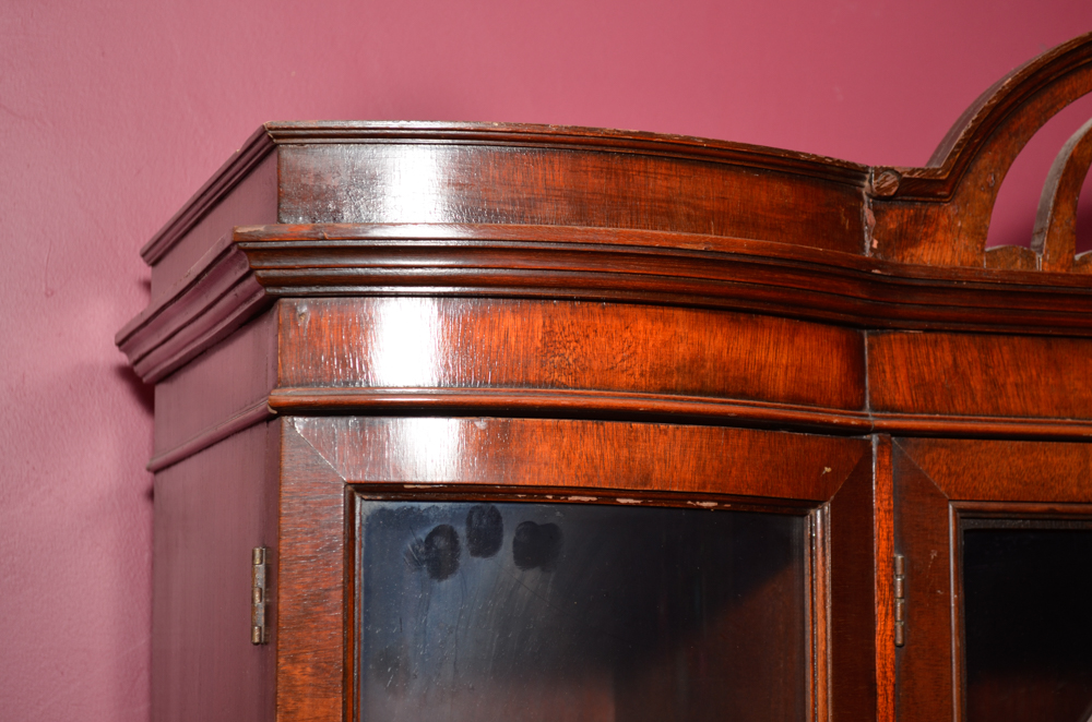 Vintage Hepplewhite Style Mahogany China Cabinet