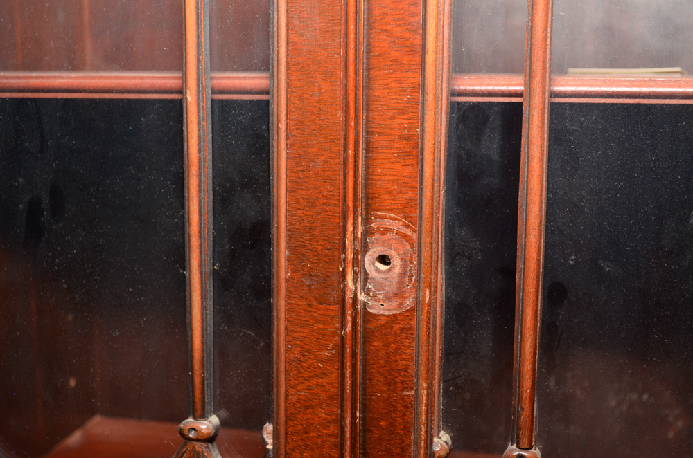 Vintage Hepplewhite Style Mahogany China Cabinet