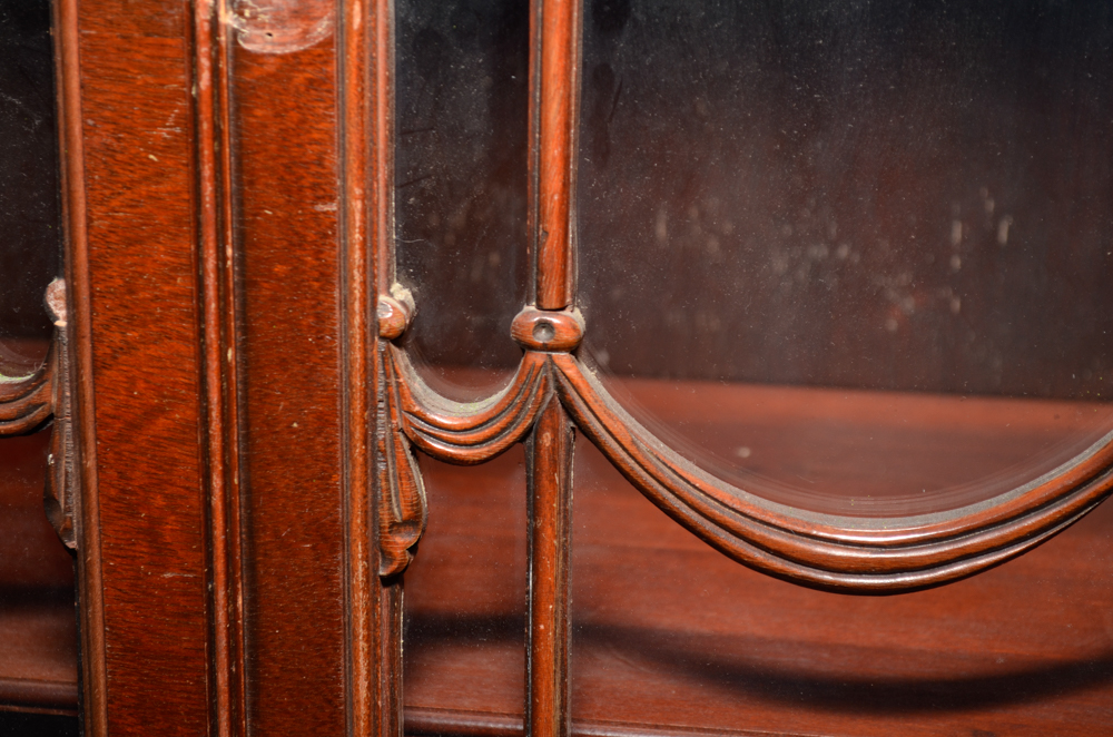 Vintage Hepplewhite Style Mahogany China Cabinet