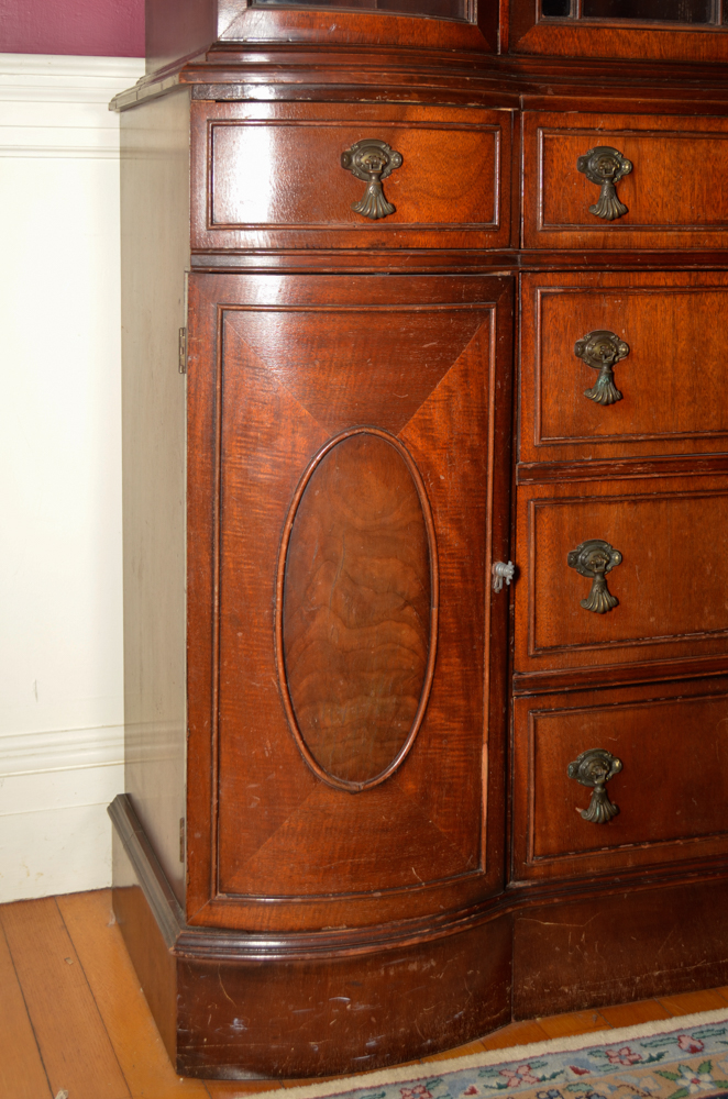 Vintage Hepplewhite Style Mahogany China Cabinet