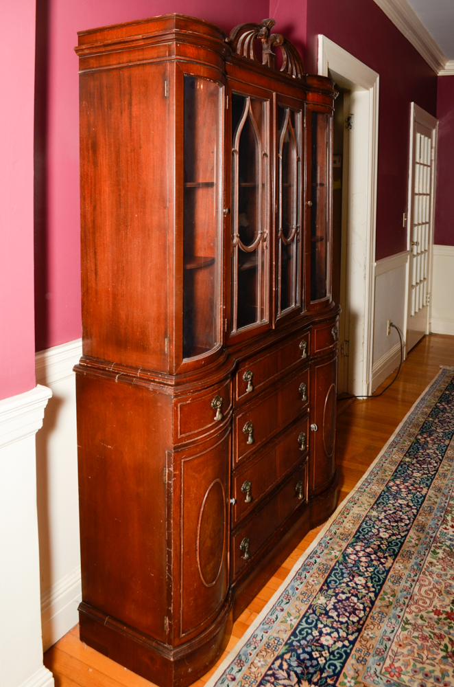 Vintage Hepplewhite Style Mahogany China Cabinet