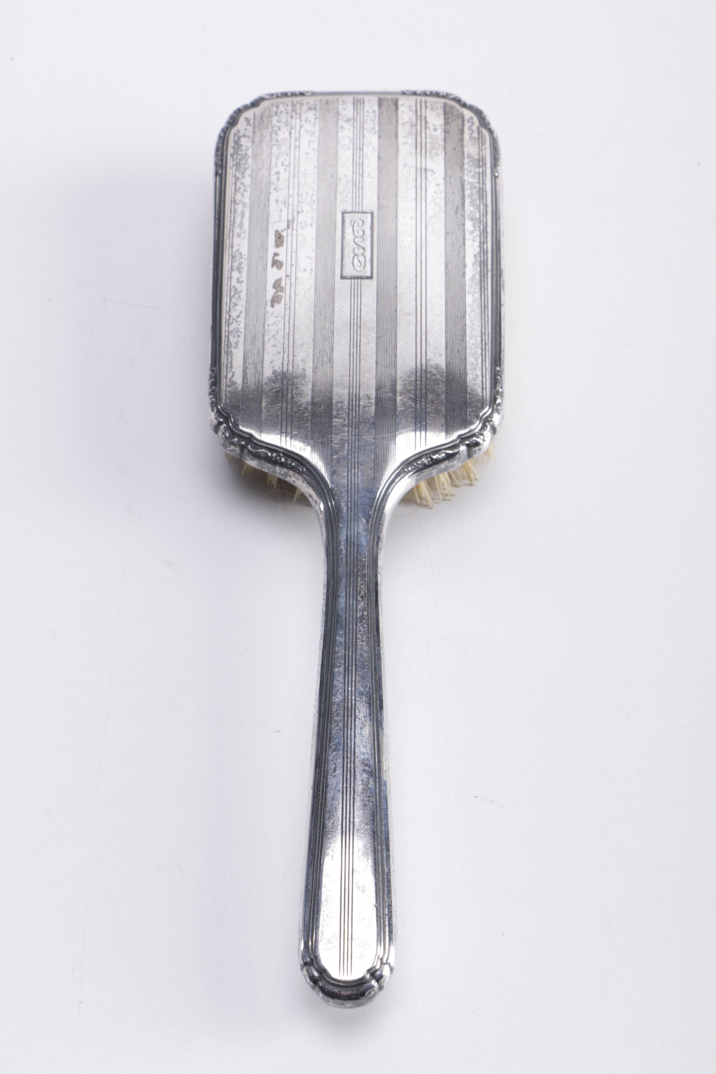 Sterling Silver Vanity Accessories Featuring La Pierre Mfg. Co.