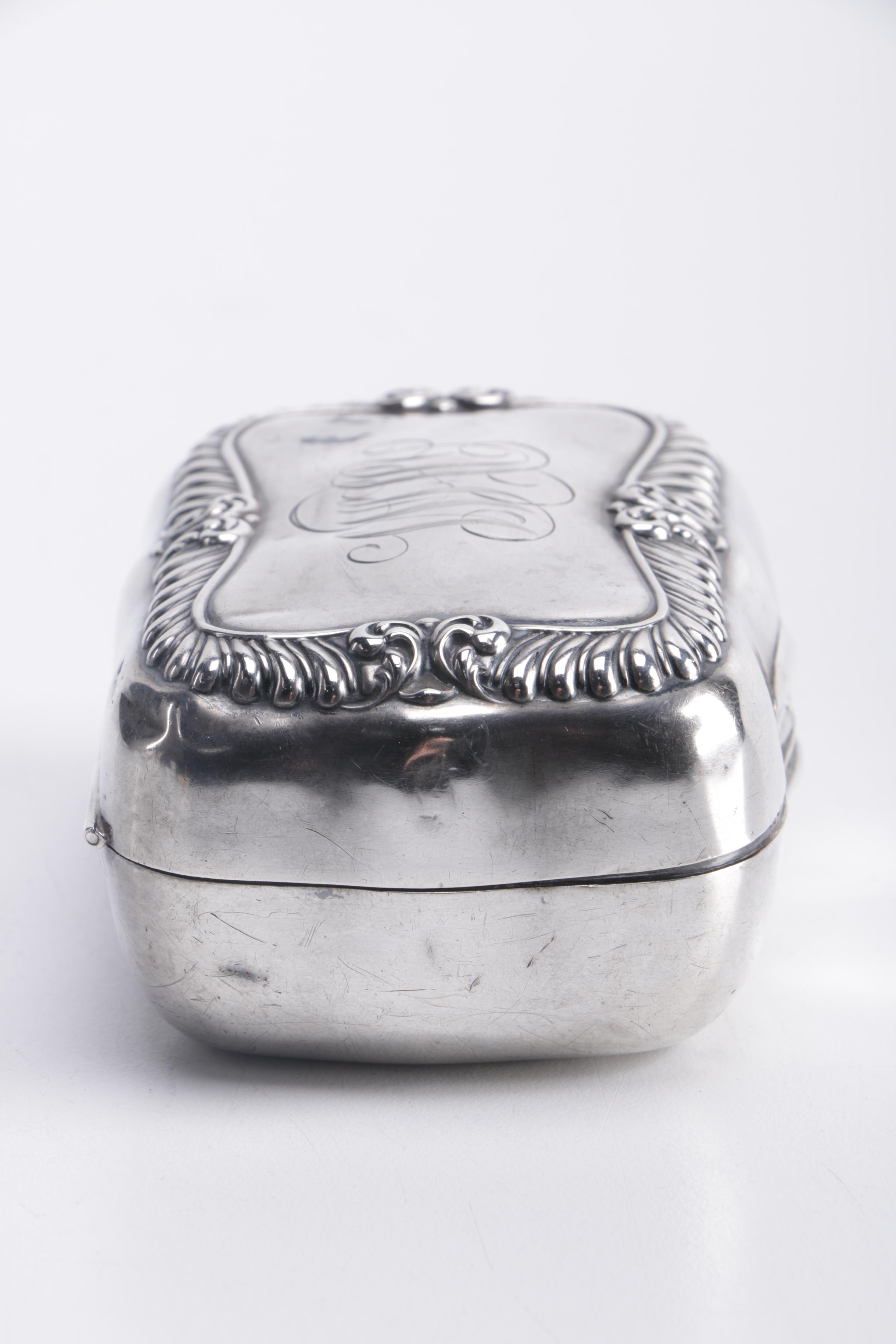 Sterling Silver Vanity Accessories Featuring La Pierre Mfg. Co.