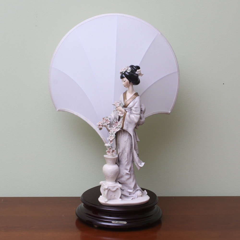 Guiseppe Armani Porcelain Japanese Woman Table Lamp