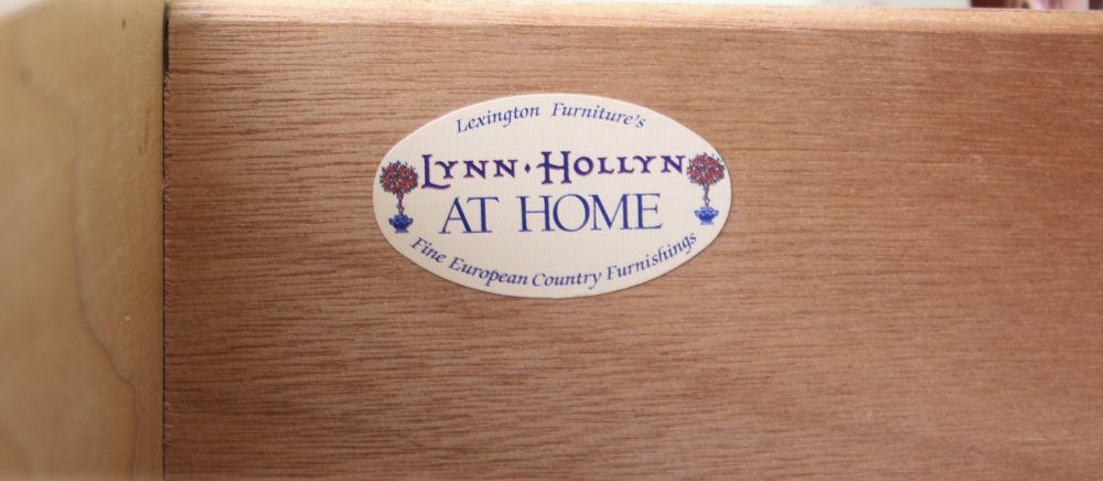 Lexington Furniture "Lynn Hollyn" Chest of Drawers With Mirror