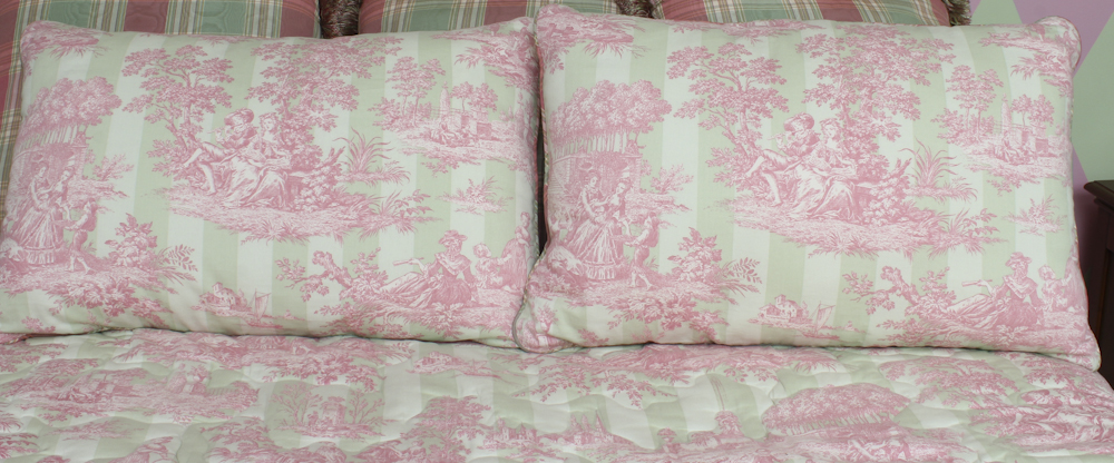 Custom Made Queen Sized Bedding