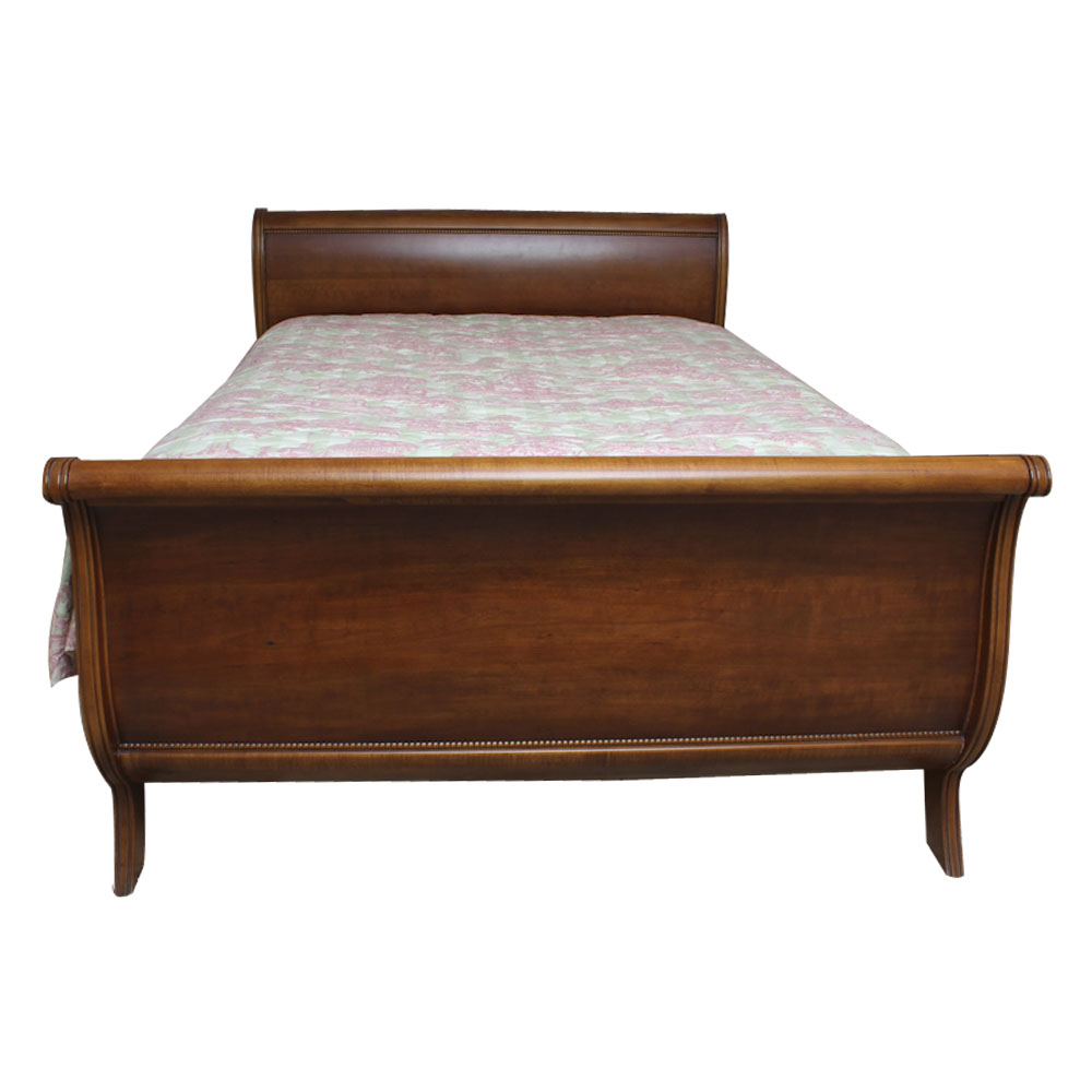 Lexington Furniture Queen Size Sleigh Bed Frame