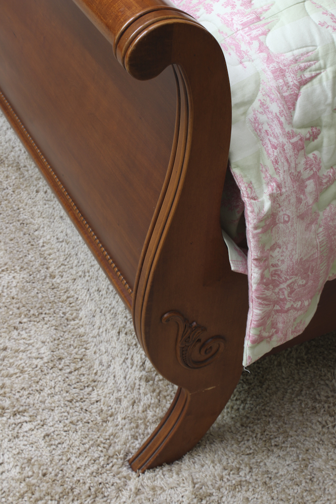 Lexington Furniture Queen Size Sleigh Bed Frame