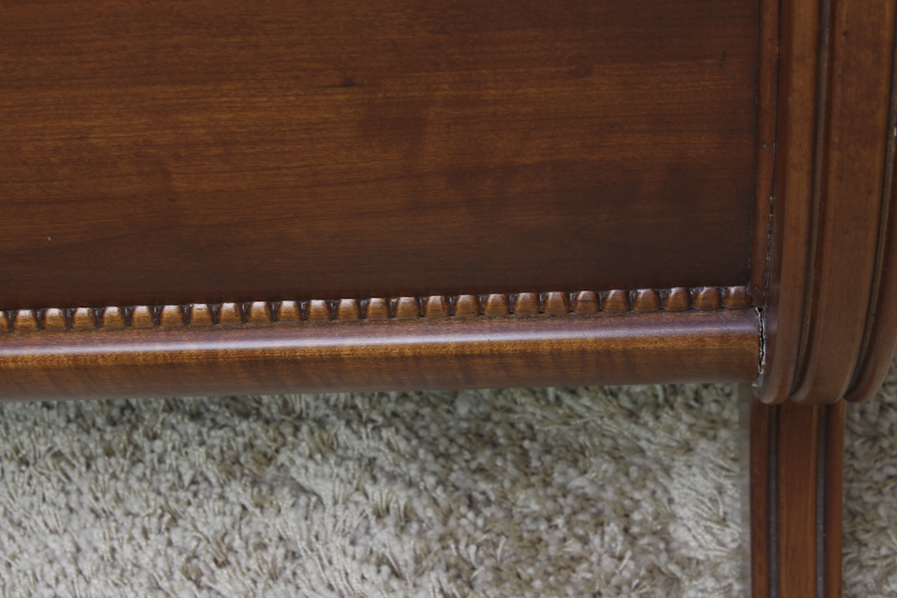 Lexington Furniture Queen Size Sleigh Bed Frame