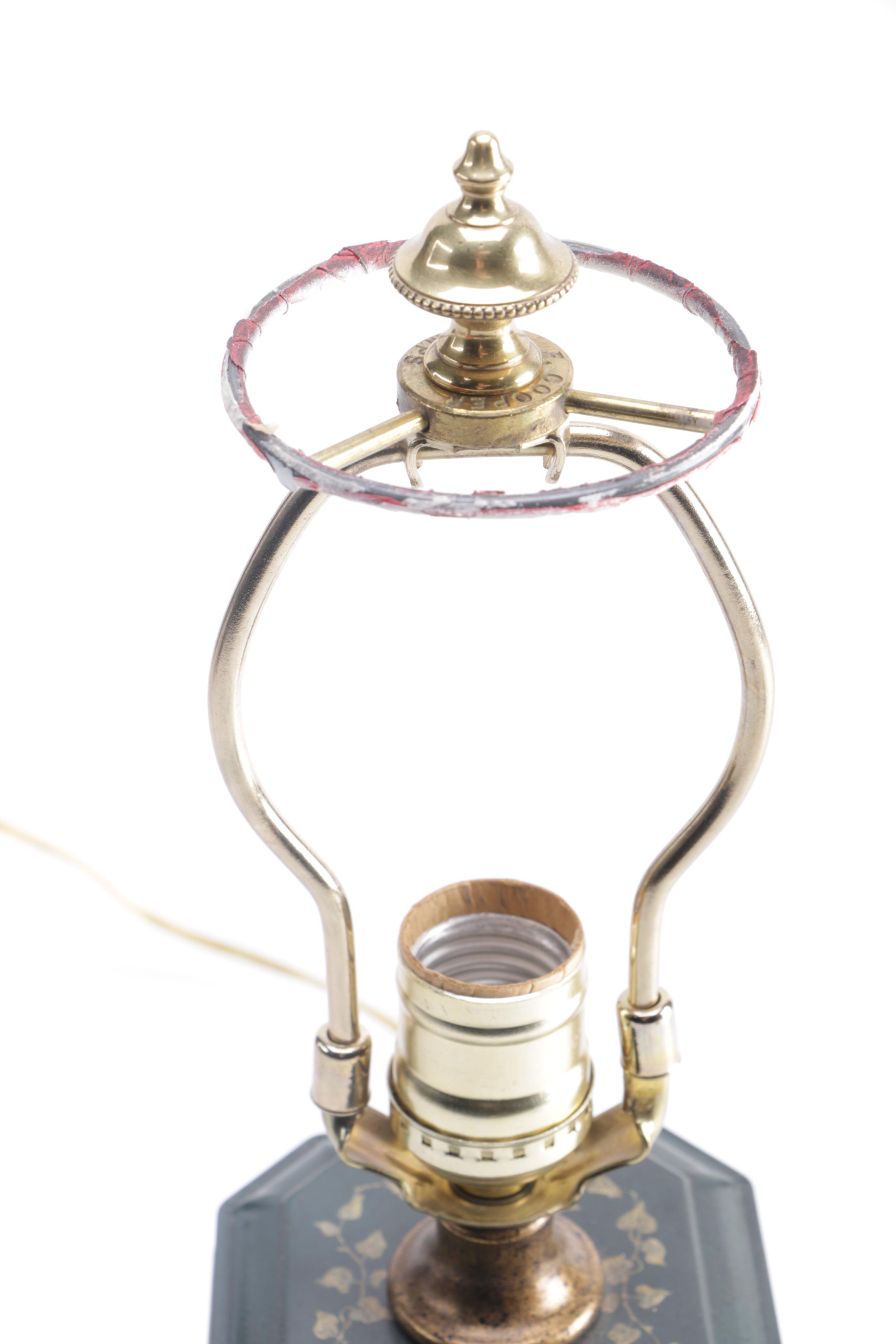 Fredrick Cooper Golfer Lamp