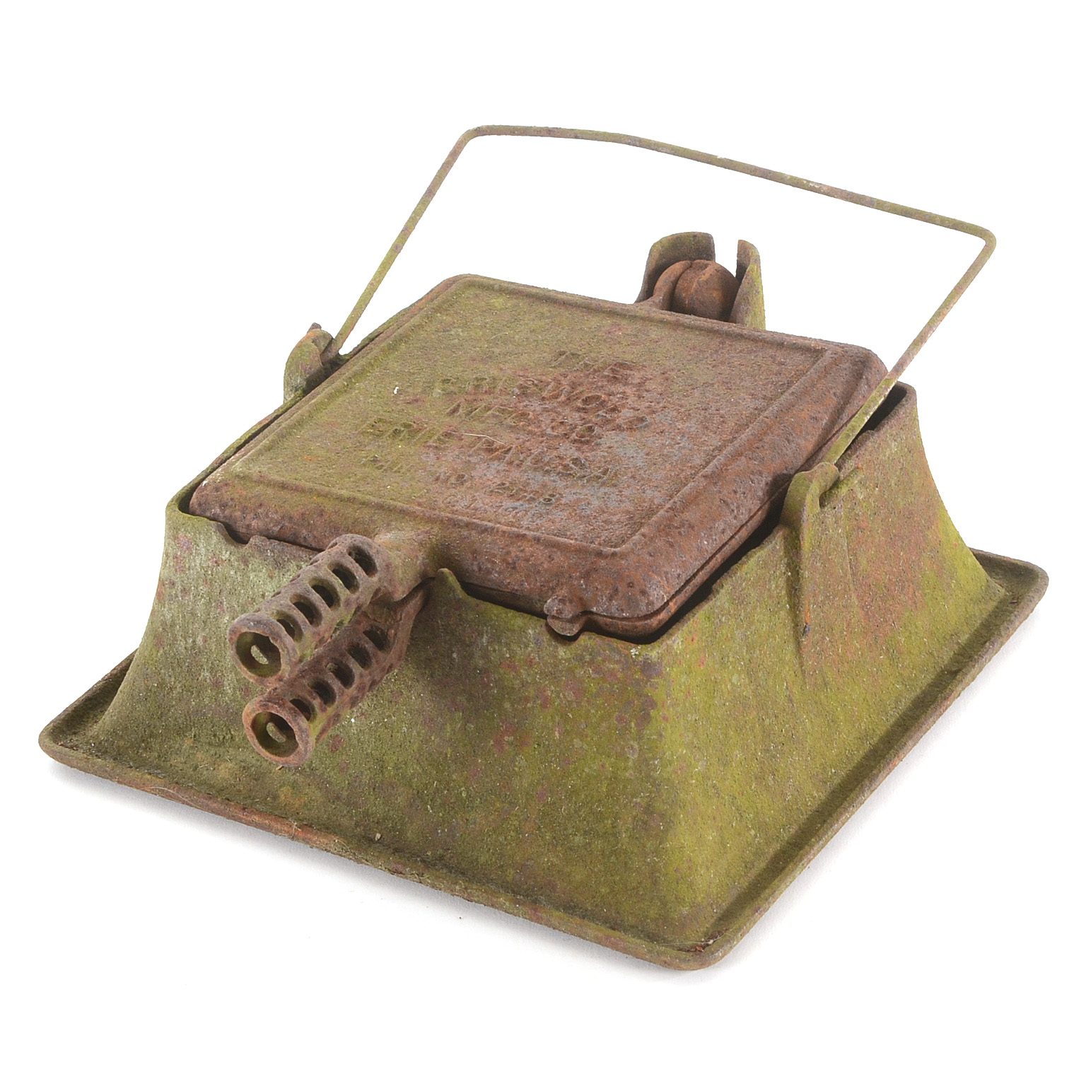 Vintage Griswold No. 11 Waffle Iron