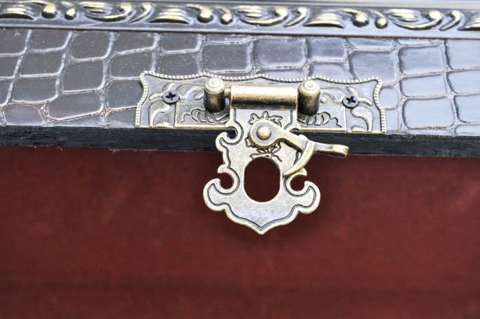 Ornate Faux Alligator Skin Trinket Box