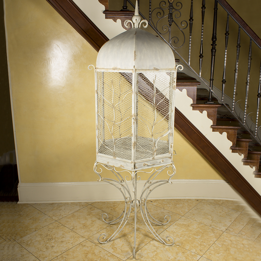 Curry and Company Bird Cage and Stand