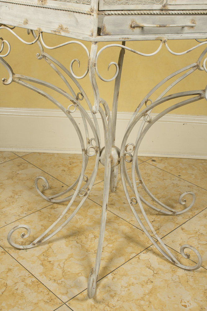 Curry and Company Bird Cage and Stand