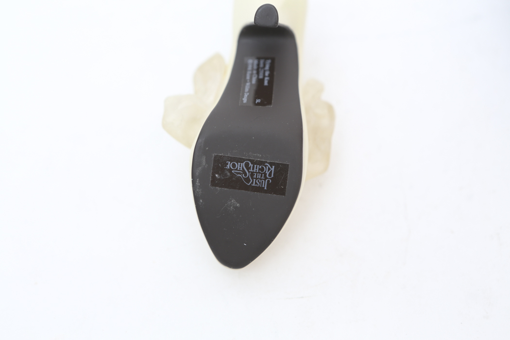 Home Interiors Shoe and Shoe by Just the Right Shoe by Raine