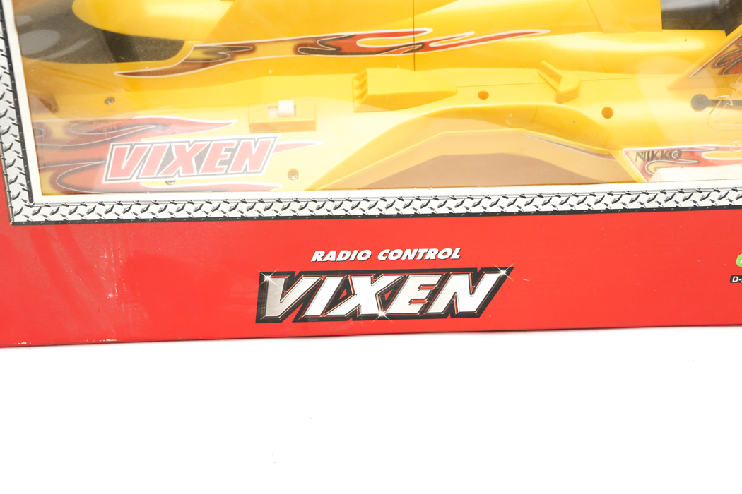 Radio Control Vixen Racing Speed Boat by Nikko