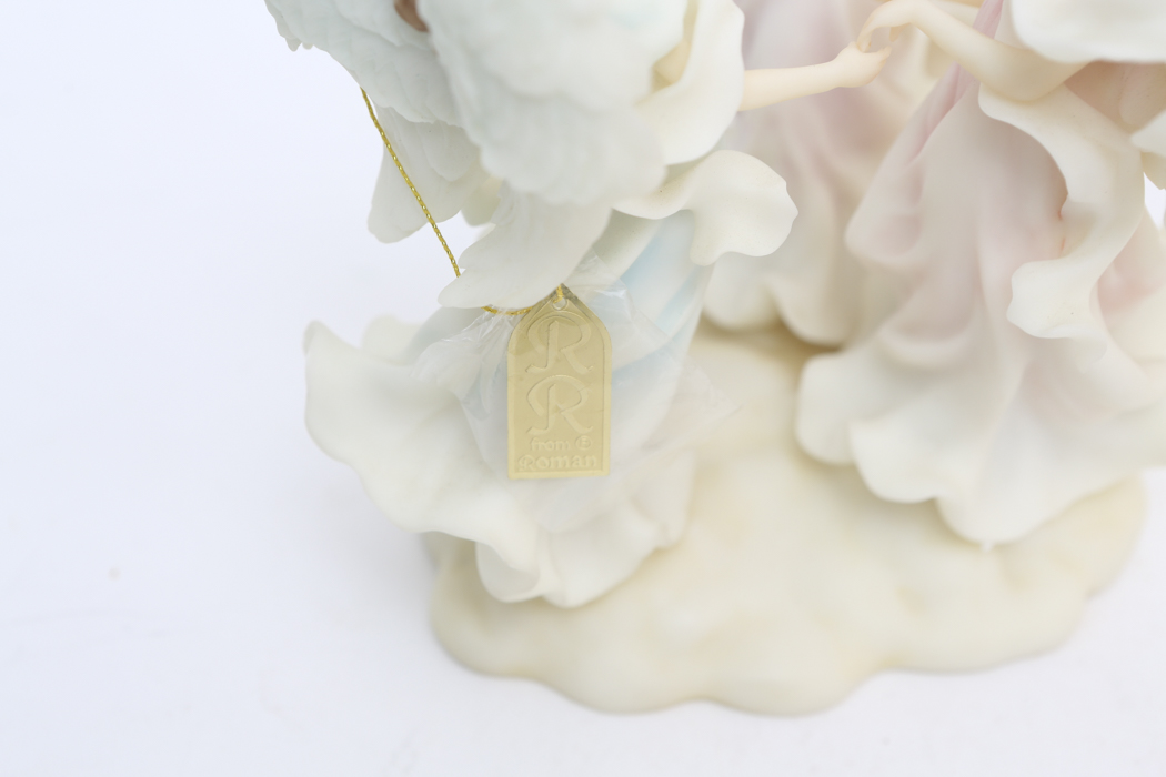 Seraphim Classics Heavenly Circle "Joined in Friendship" and a Sculpture of an Angel