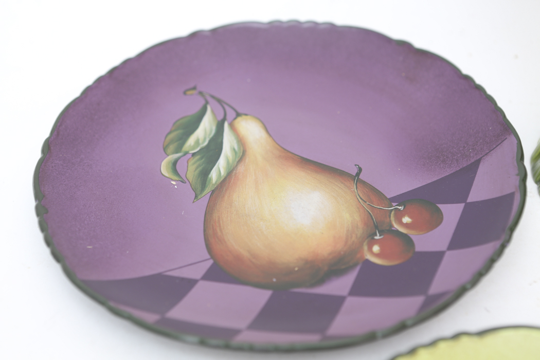 Flower Vase and Three Decorative Plates by Home Interiors