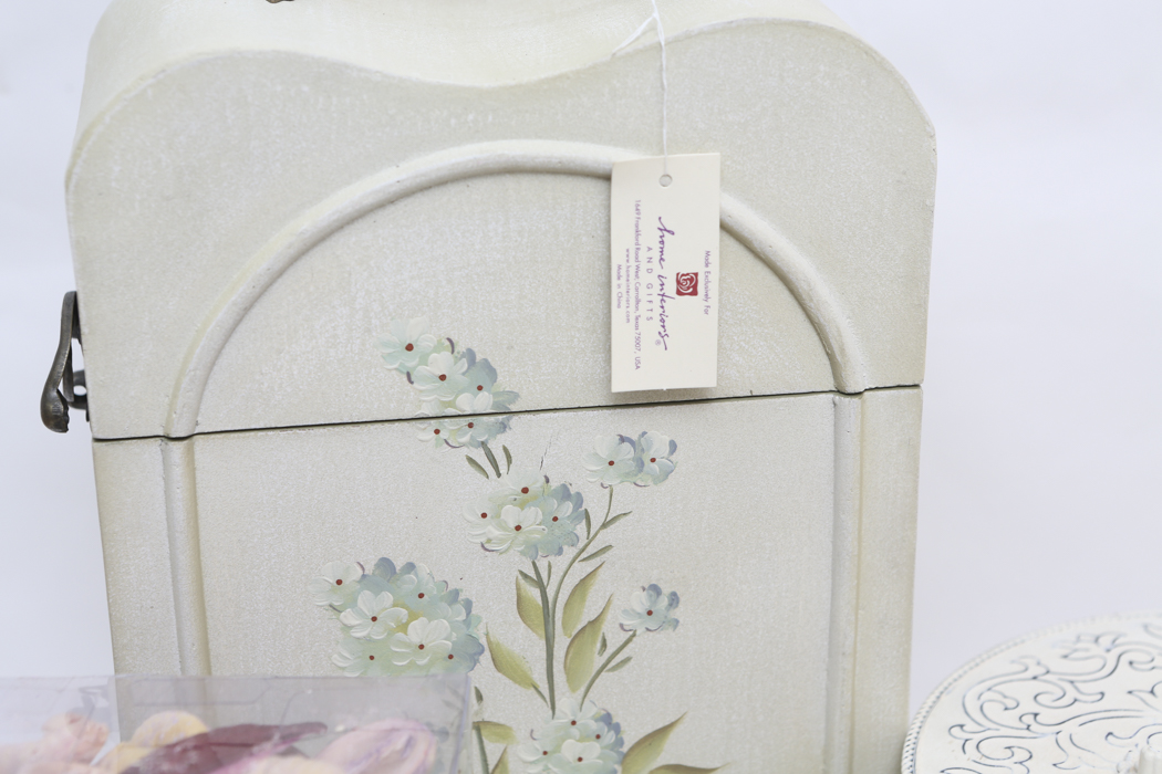 Set of Home Decor by Home Interiors