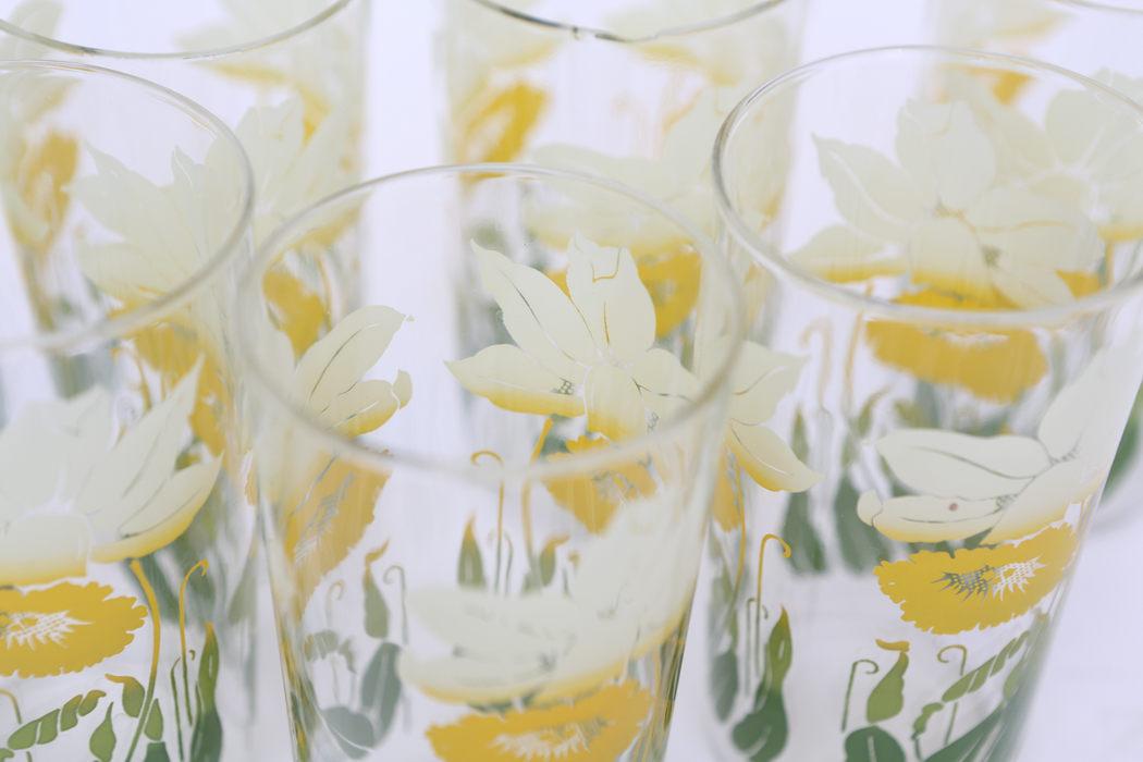 Two Piece Chip and Dip Plate and Yellow Flower Juice Glasses