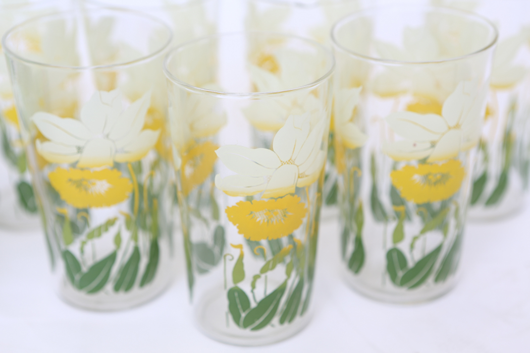Two Piece Chip and Dip Plate and Yellow Flower Juice Glasses