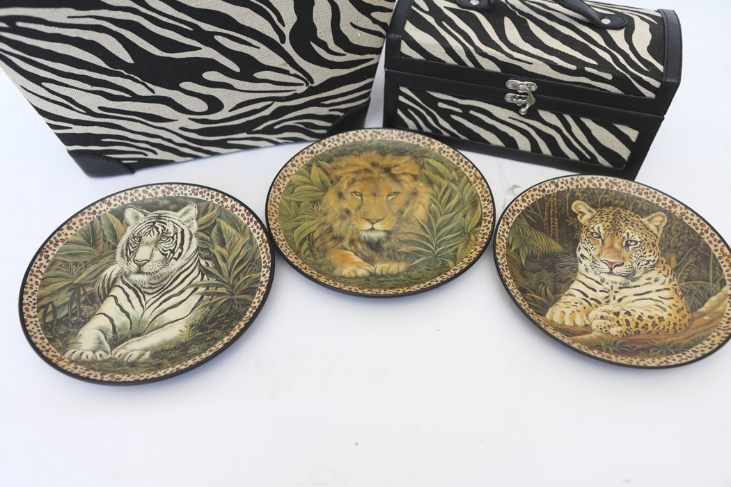 Selection of Safari Inspired Accessories and Decorative Plates