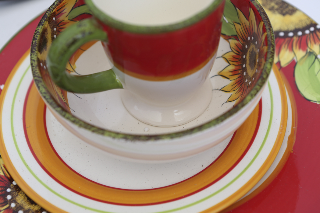 Sunflower Breakfast Nook Decor