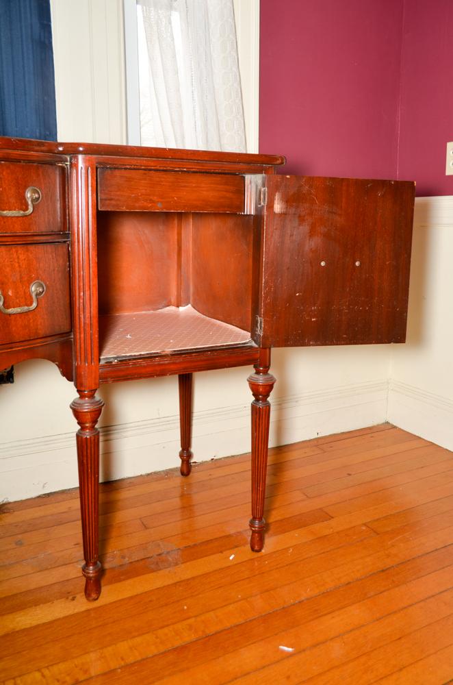 Vintage Sheraton Style Mahogany Sideboard