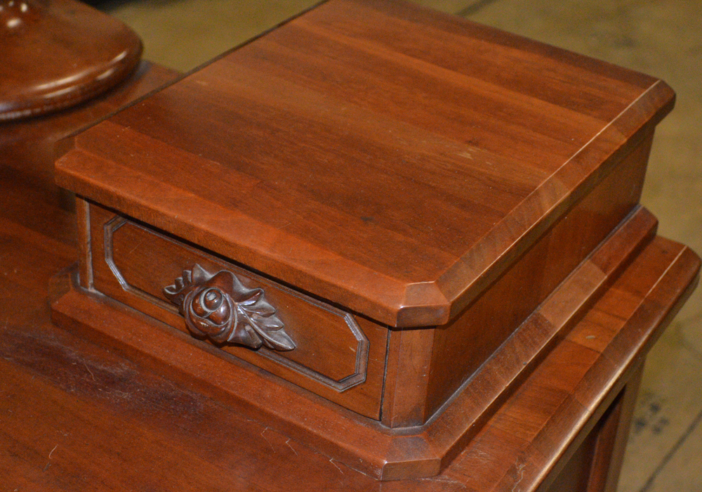 Davis Cabinet Company Dresser with Mirror